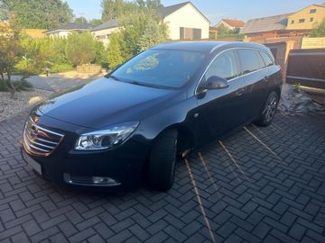 Nutné drobné opravy,187 000 km