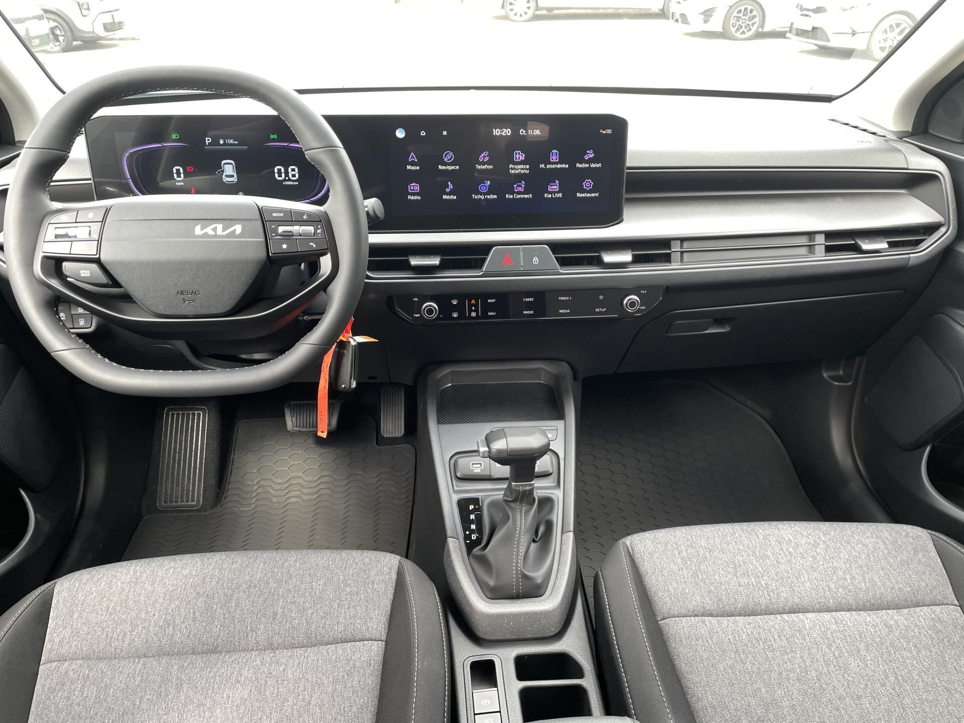 Kia Stonic, 1,0T-GDi SPIN 7DCT - fotka 4