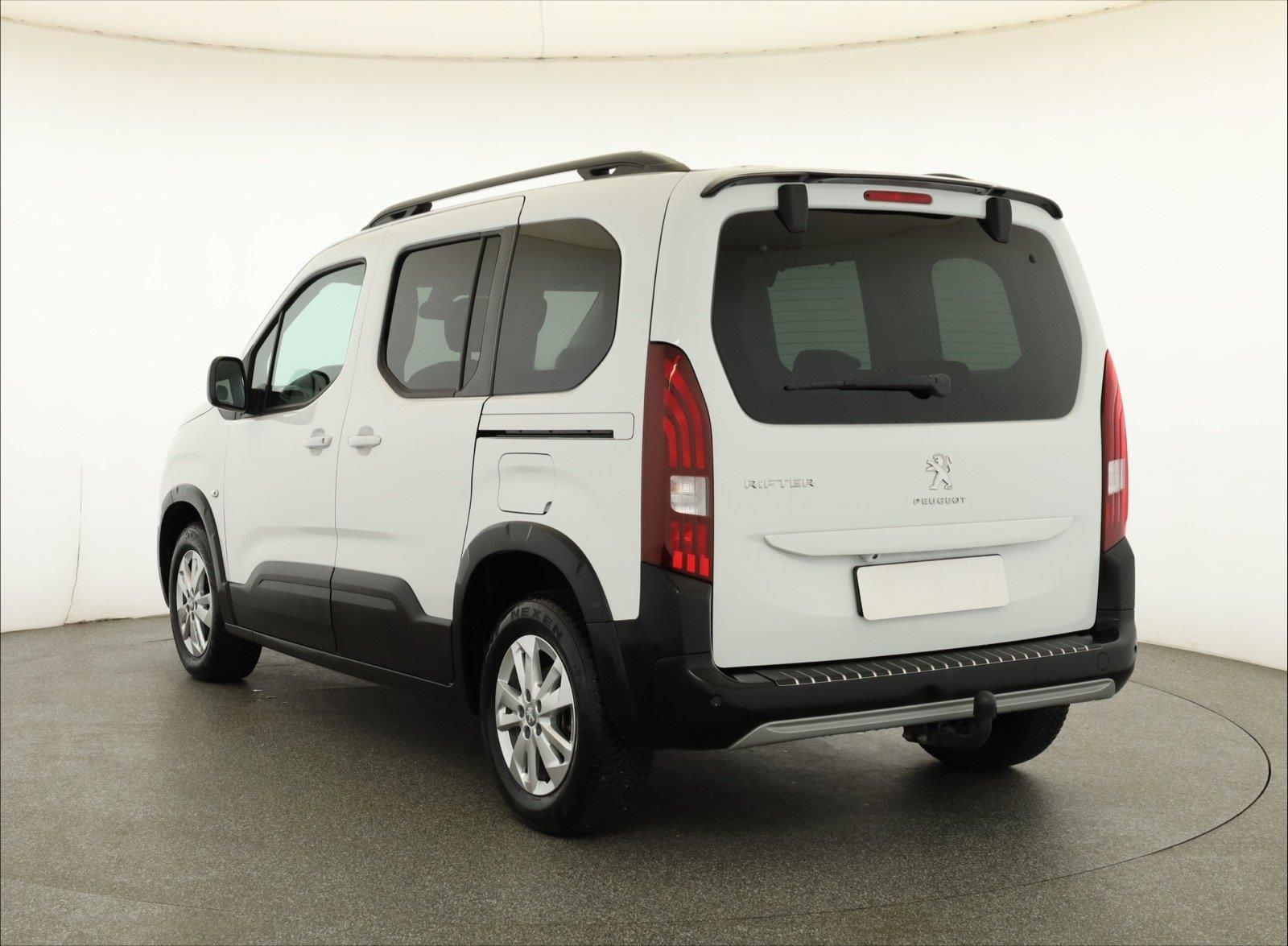 Peugeot Rifter, 1.5 BlueHDi, Allure, 5Míst, ČR - fotka 4