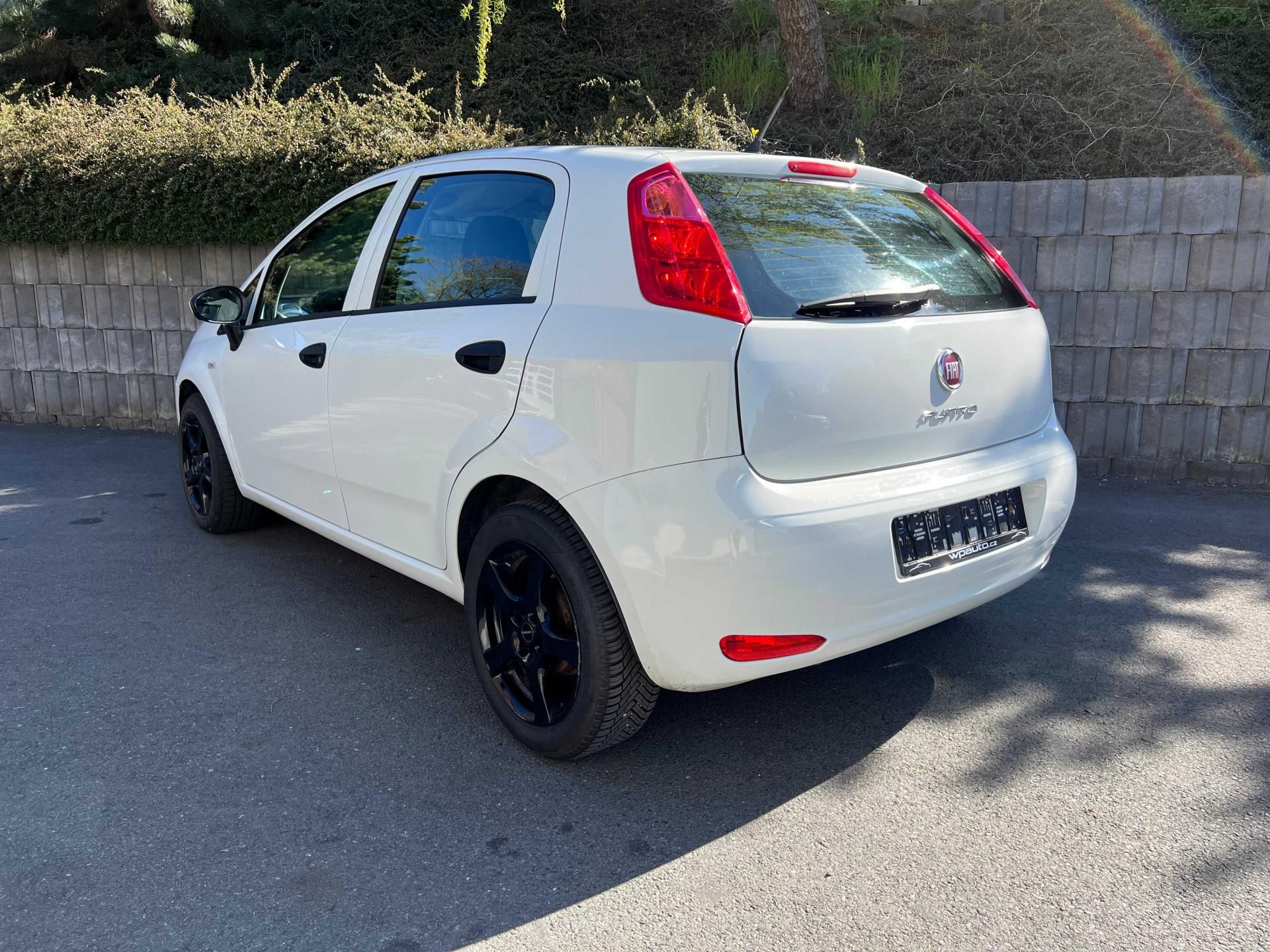 Fiat Punto, 1.2 8v 51 kW 43.000KM - fotka 5