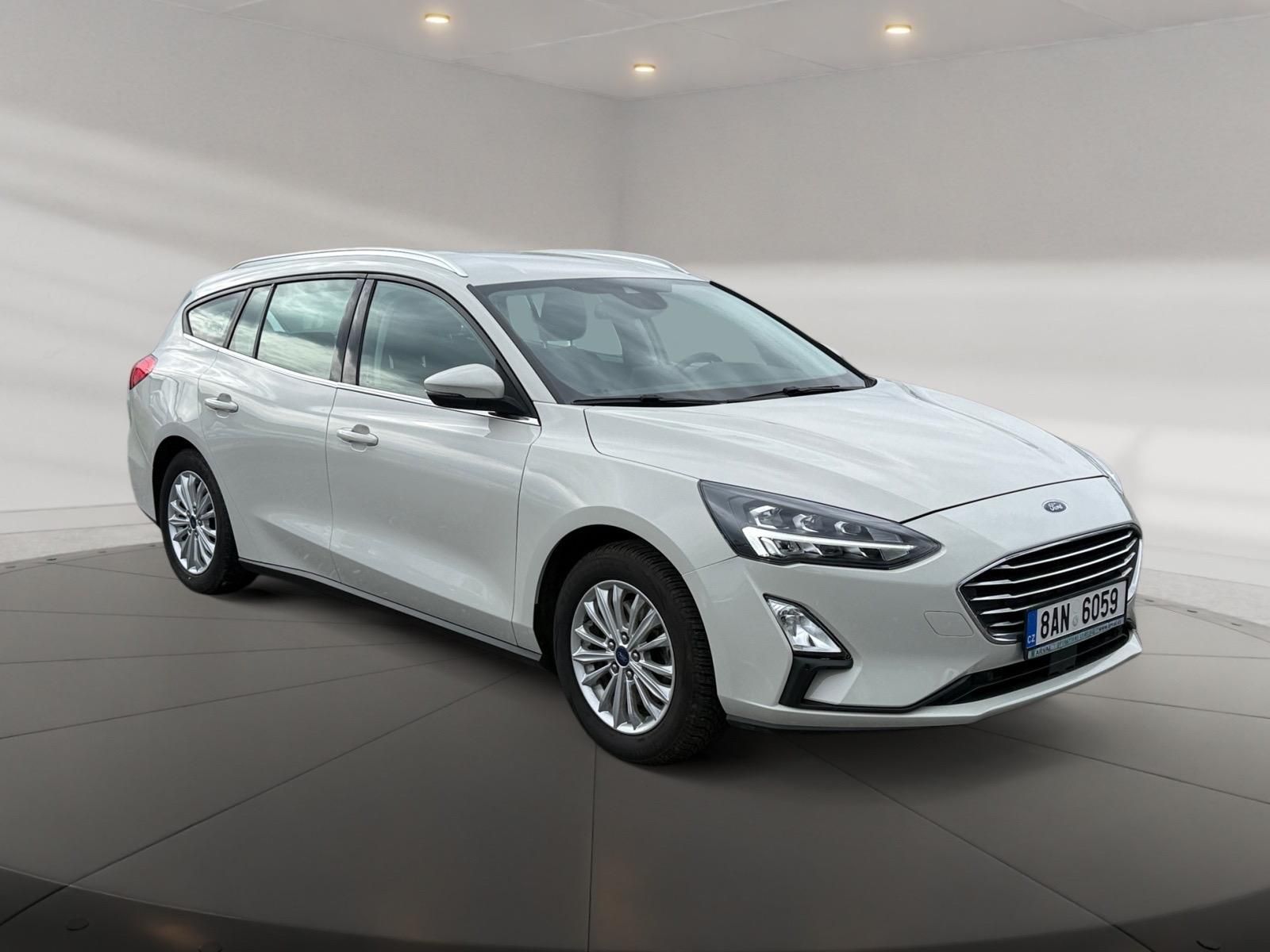 Ford Focus, TITANIUM 1.5EBL 88kW CZ DPH - fotka 3