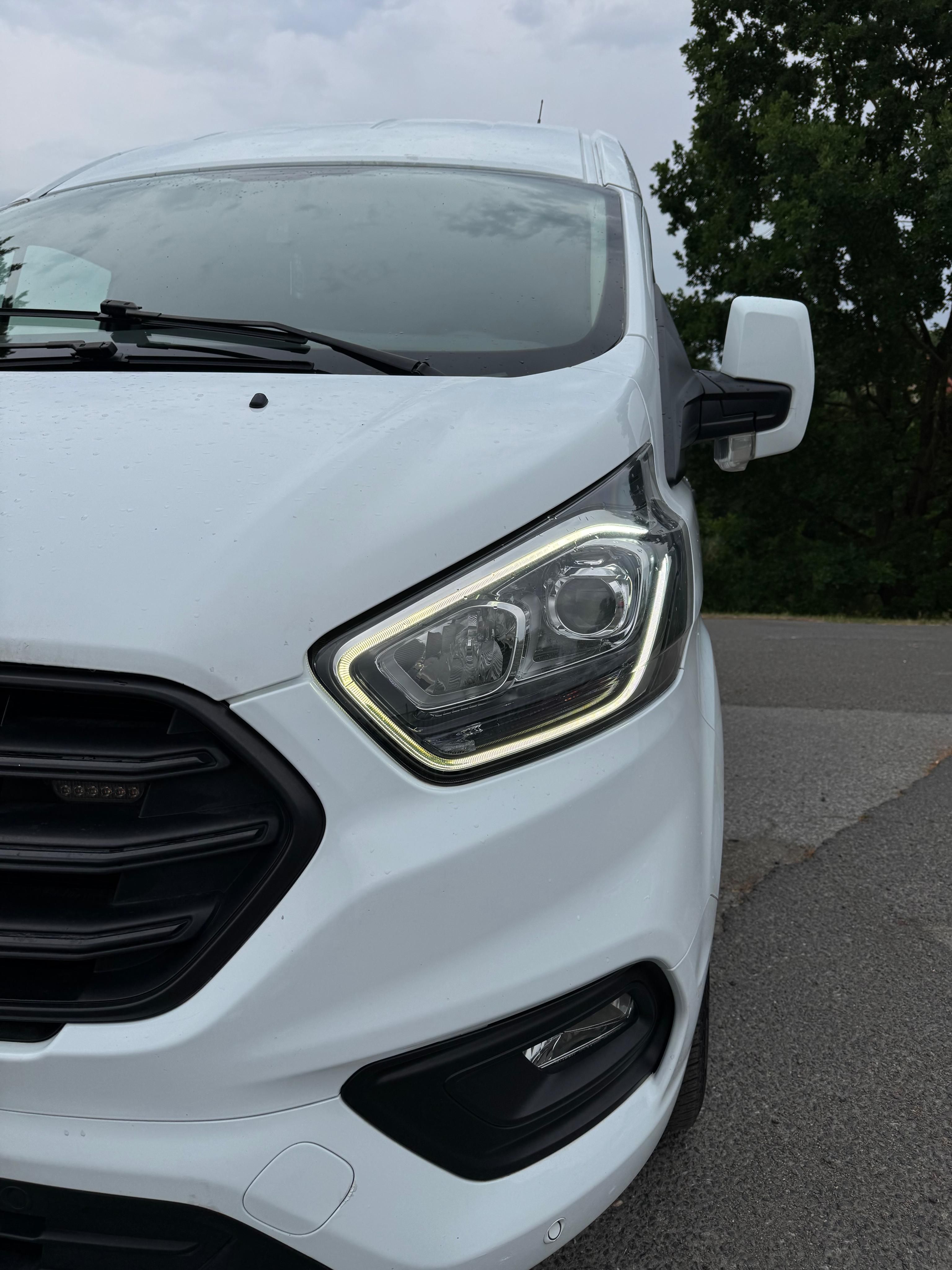Ford Transit Custom, 2.0 96Kw - fotka 2