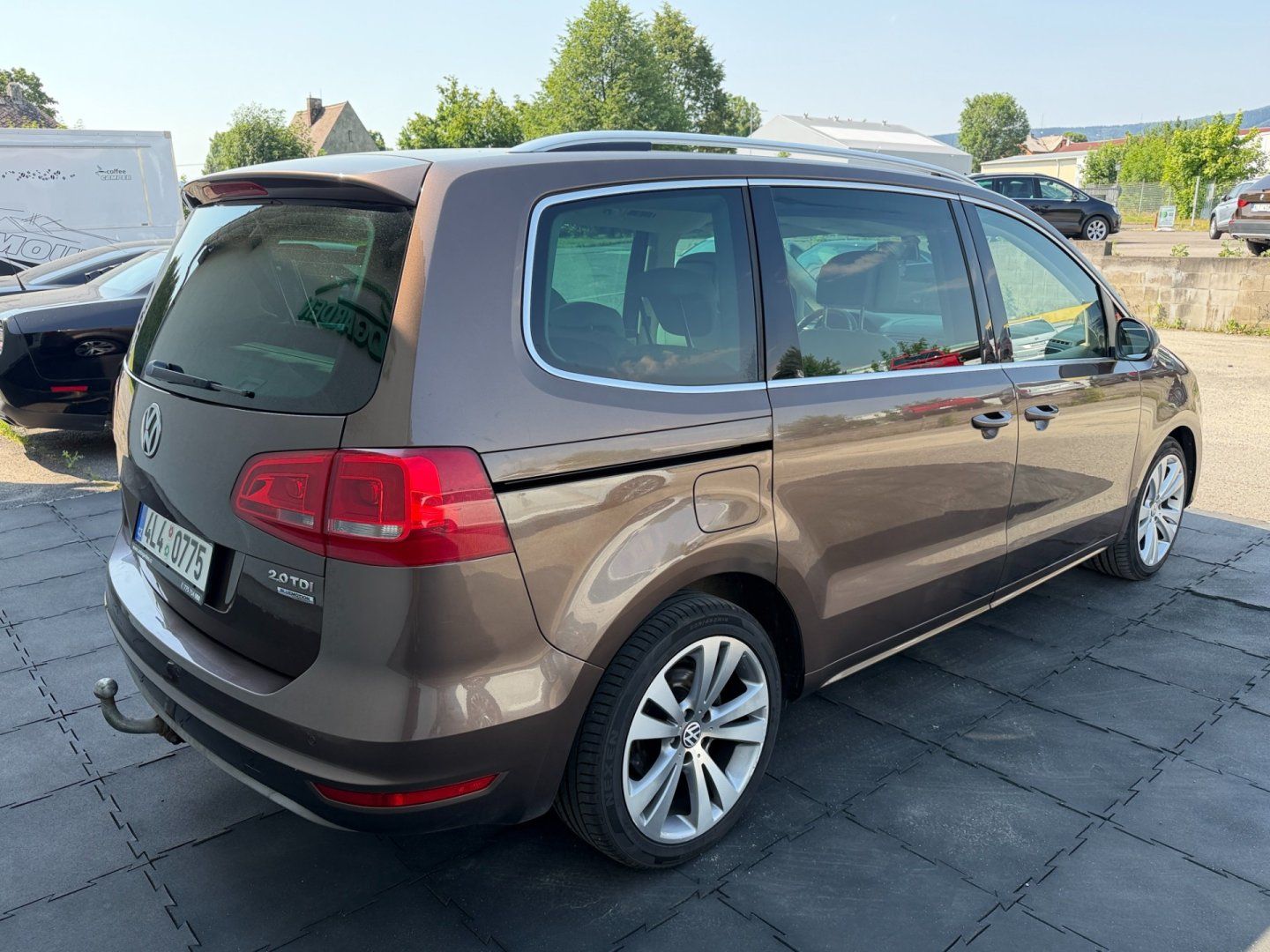 Volkswagen Sharan, 2.0TDi 130kW 7míst DCC, ČR - fotka 6