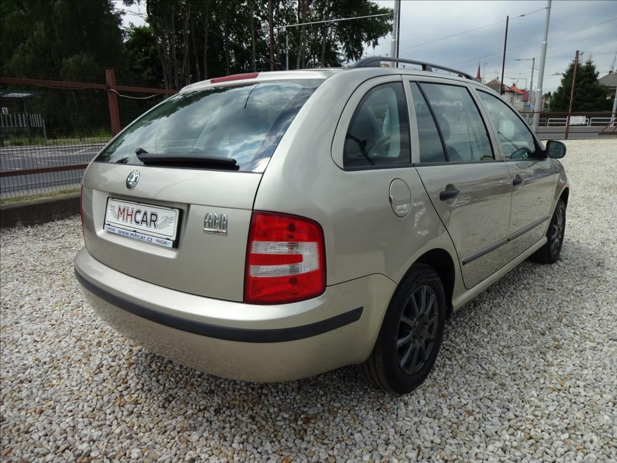 Škoda Fabia, I 1,2i 47kW Combi - fotka 6