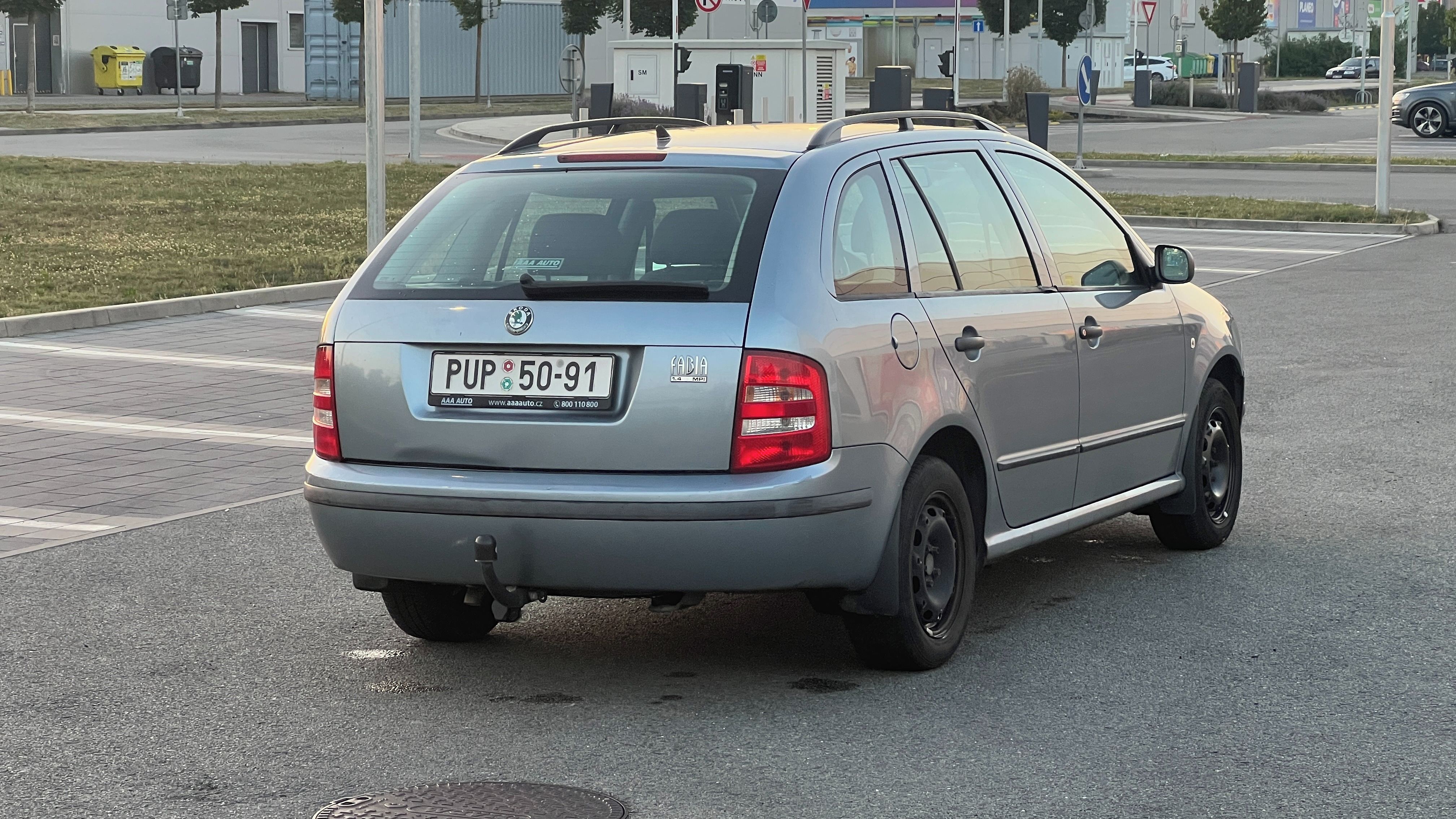 Škoda Fabia, 1.4 MPi - fotka 4