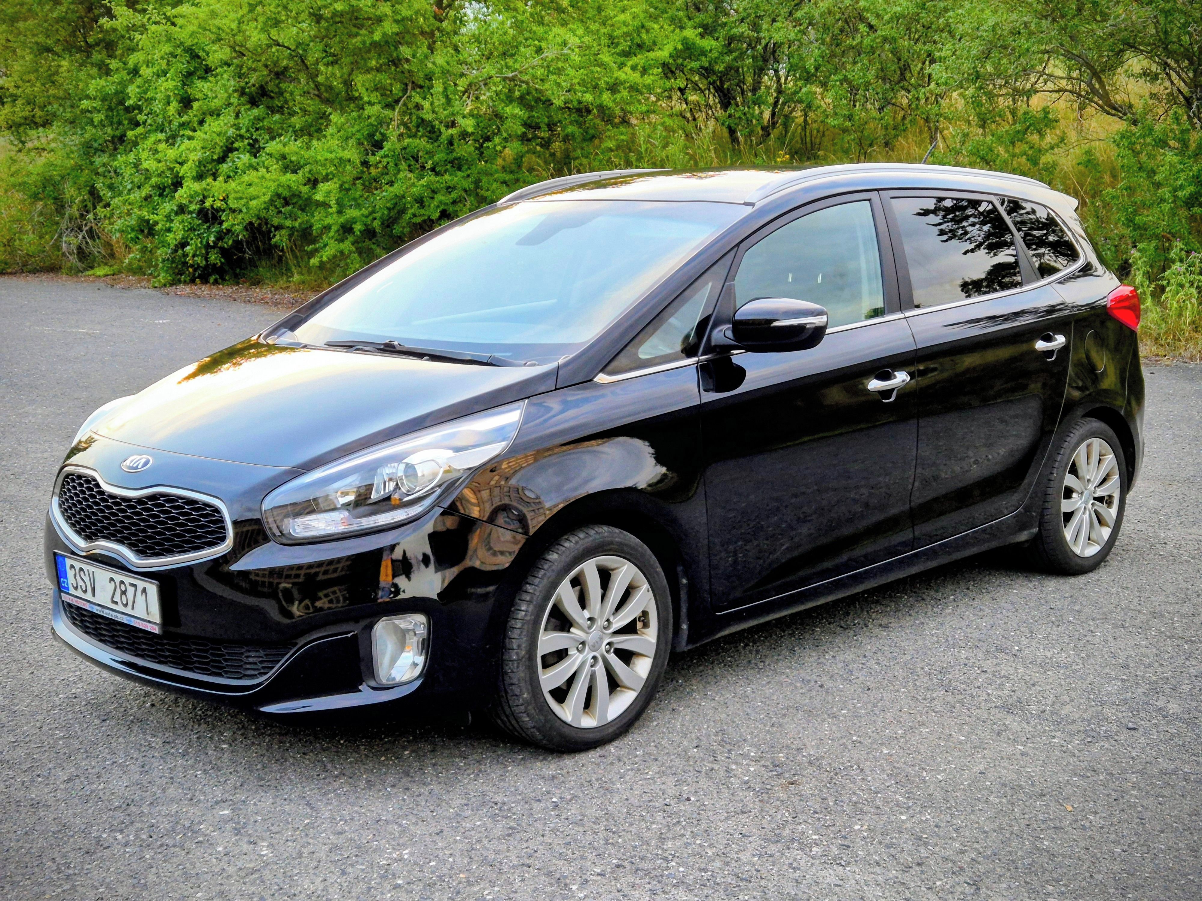 Kia Carens, Kia Carens 1.7 CRDi 7-míst TOP - fotka 6
