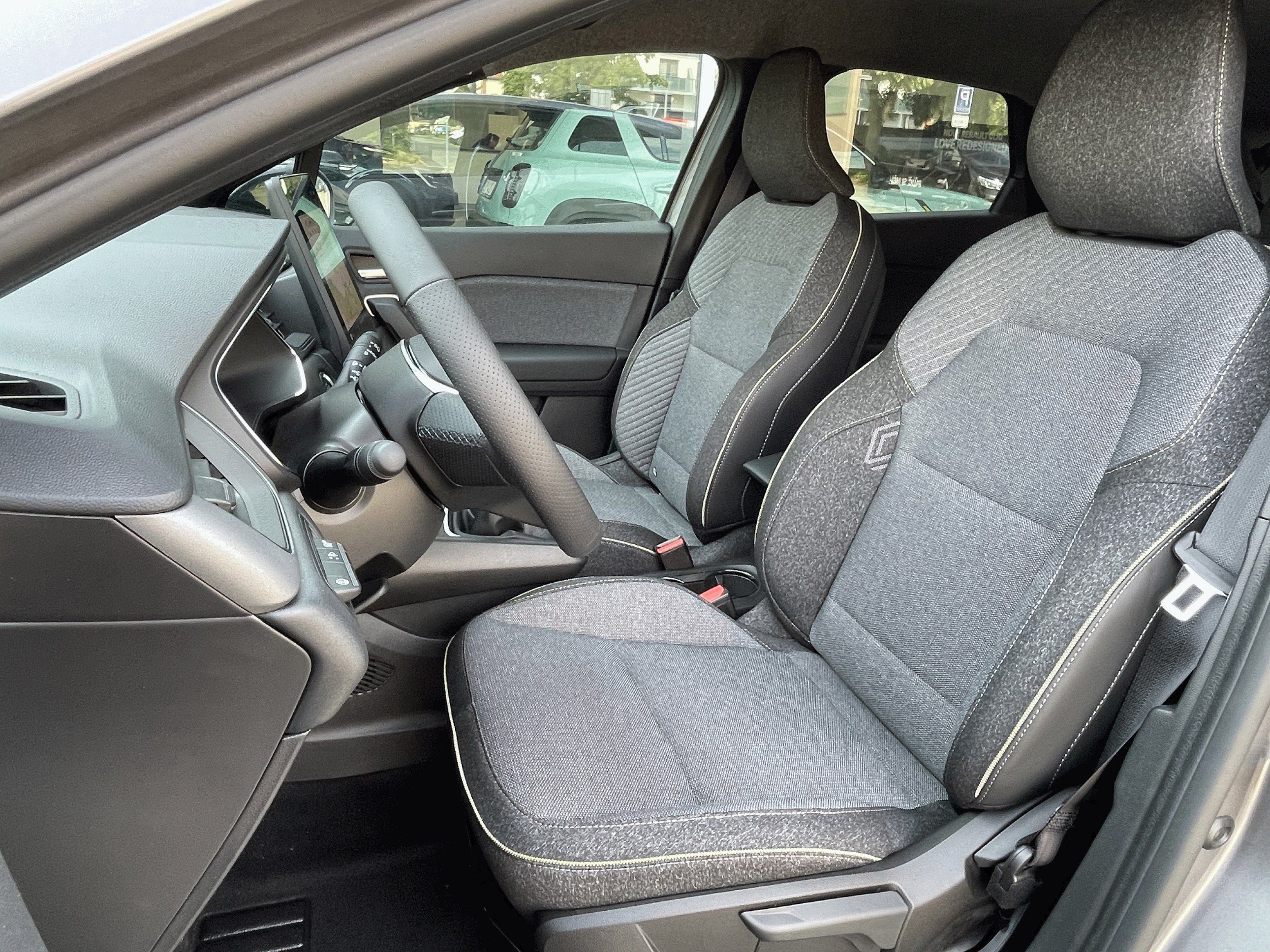Renault Captur, TCe 90 Techno - fotka 3