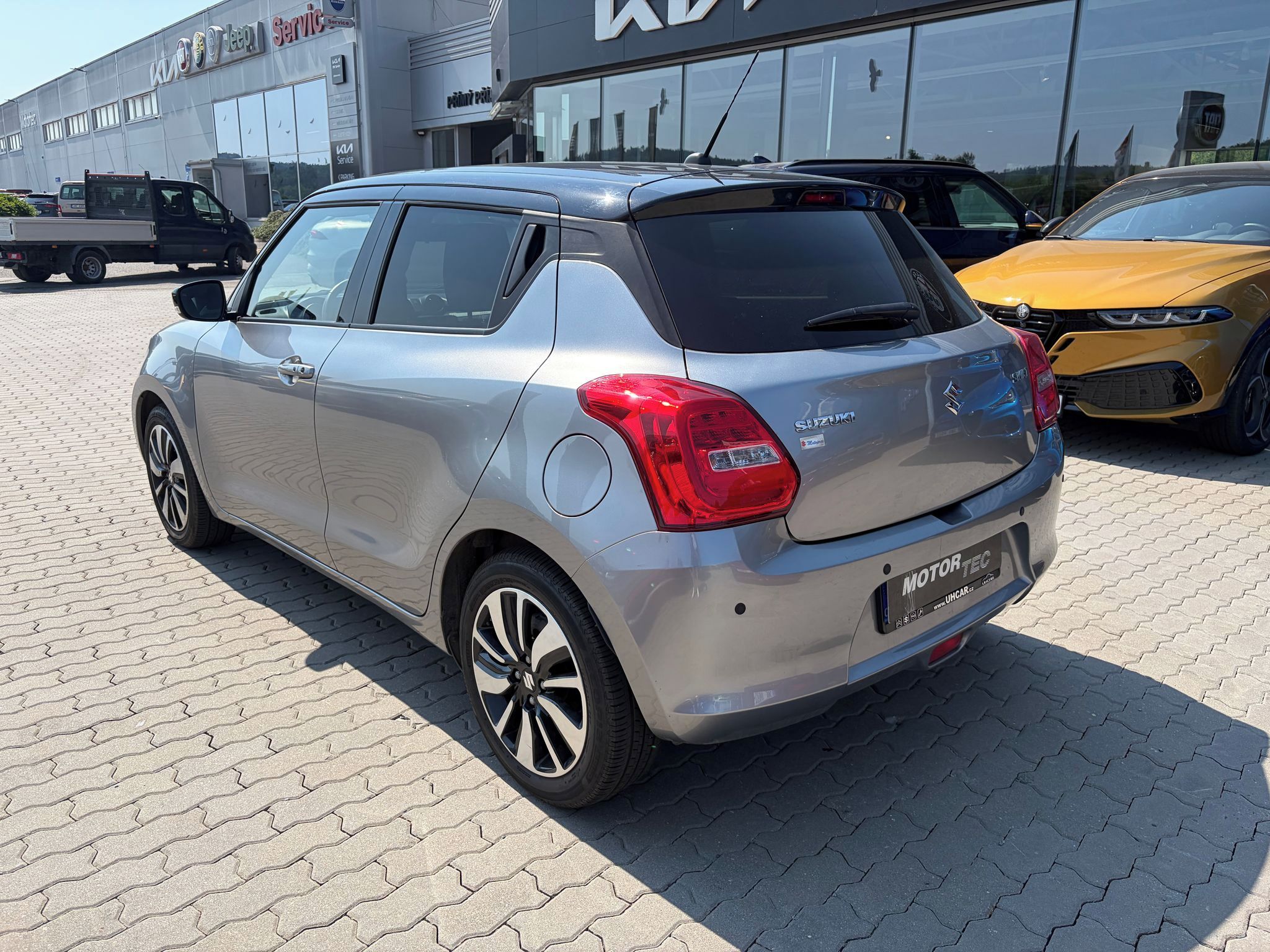 Suzuki Swift, 1.2 16V AT 66kW - fotka 4
