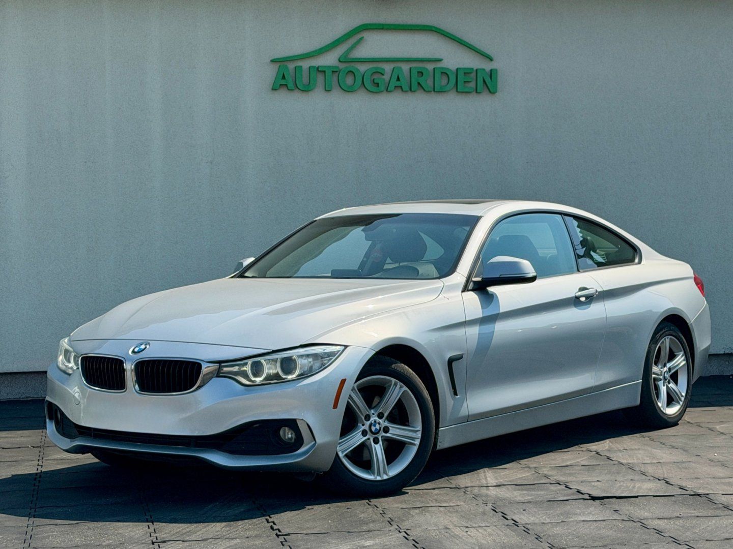 BMW Řada 4, 428i X-drive automat