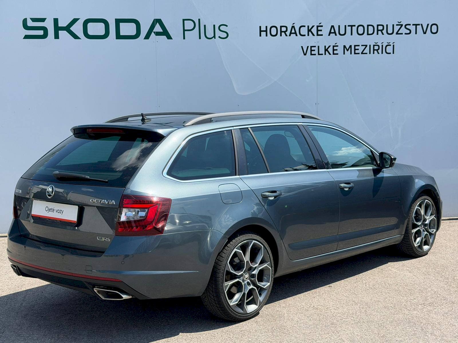 Škoda Octavia, combi RS 2,0 TDI 135 kW 6° DSG - fotka 2