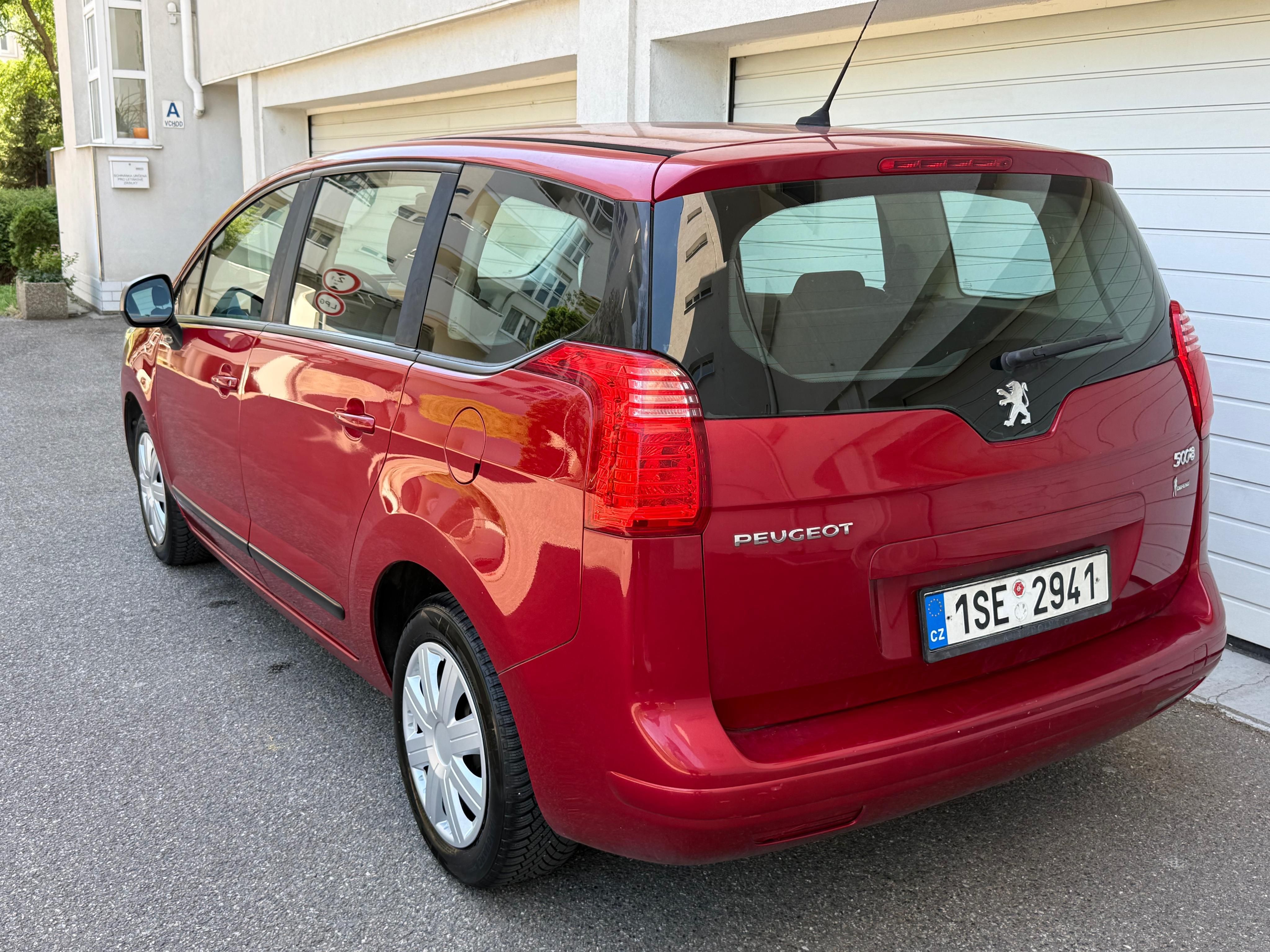Peugeot 5008, 1.6HDi, 80kw Původ ČR Nová STK - fotka 3