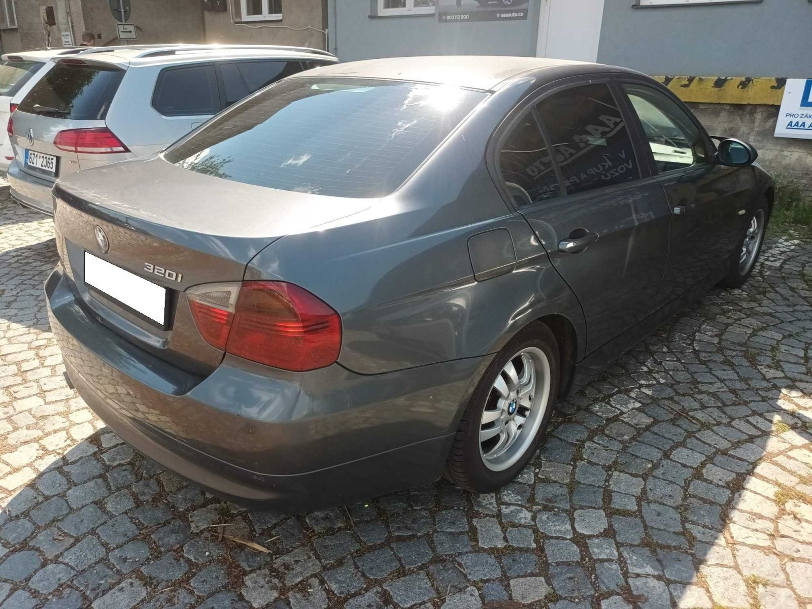 BMW Řada 3, 320 i, po STK - fotka 2
