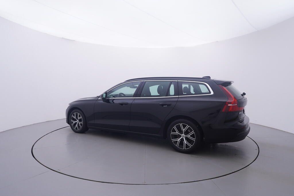 Volvo V60, CORE 2.0 120 kW - fotka 3