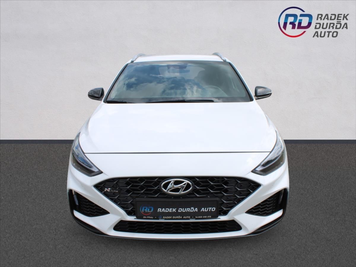 Hyundai i30, 1,5 TGDI  1MAJ,AT,NLINE,ZÁRUKA - fotka 2