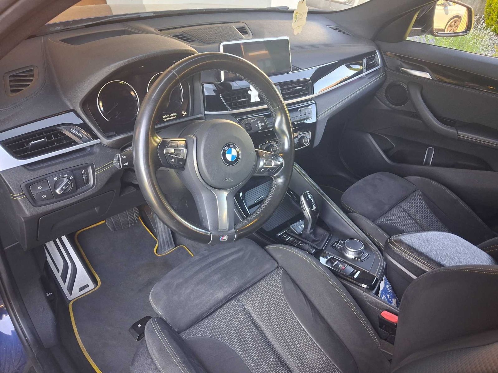BMW X2, xDrive20d, M Paket, 4X4 - fotka 3