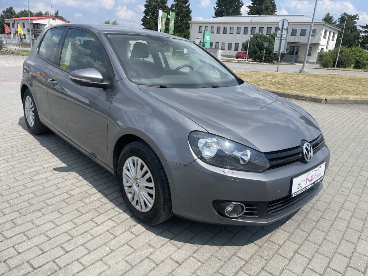 Volkswagen Golf, 1,4 MPi 59kw Klima ESP - fotka 6