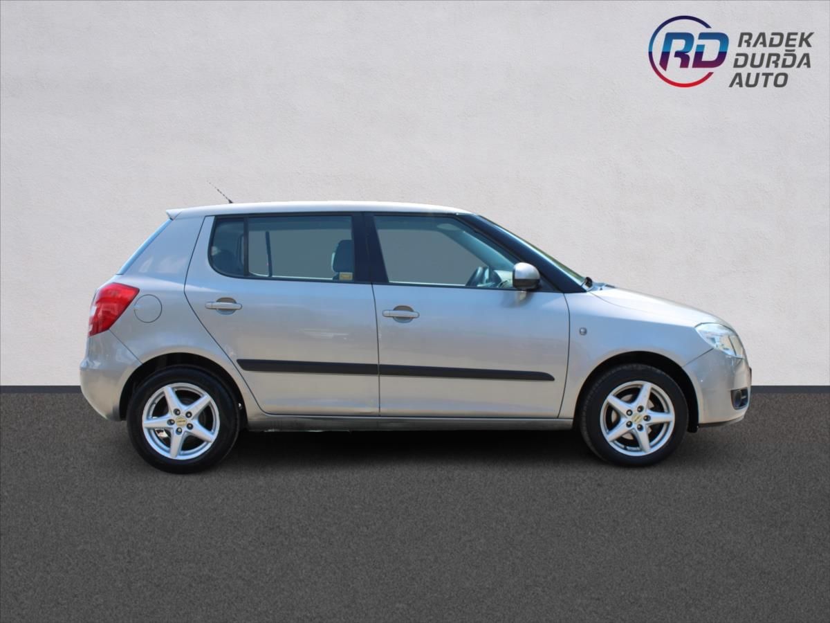 Škoda Fabia, 1,2 HTP  NOVÉ V ČR,1.MAJITEL - fotka 4