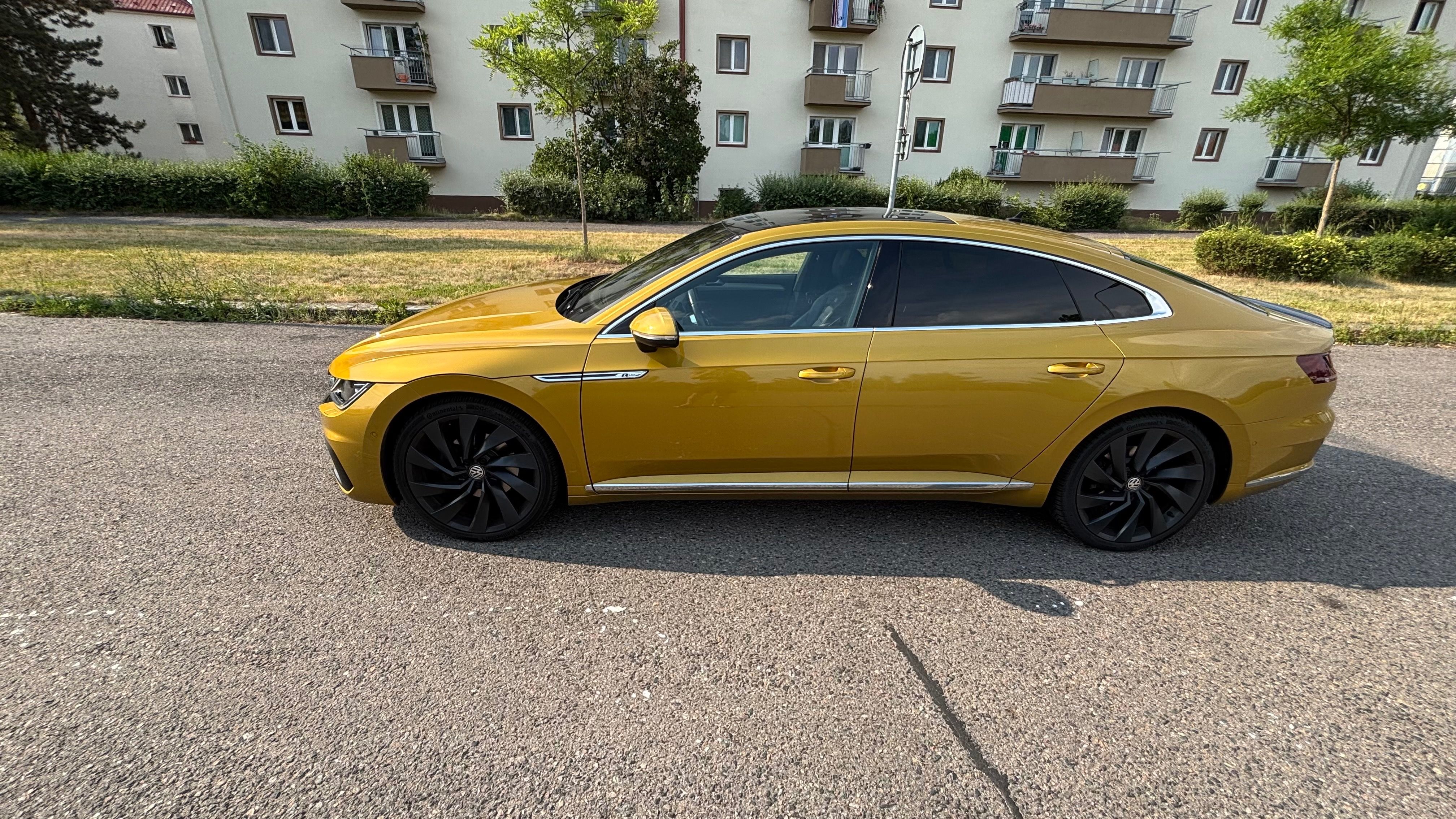 Volkswagen Arteon, 2.0 TSI 140kW DSG R-line - fotka 2