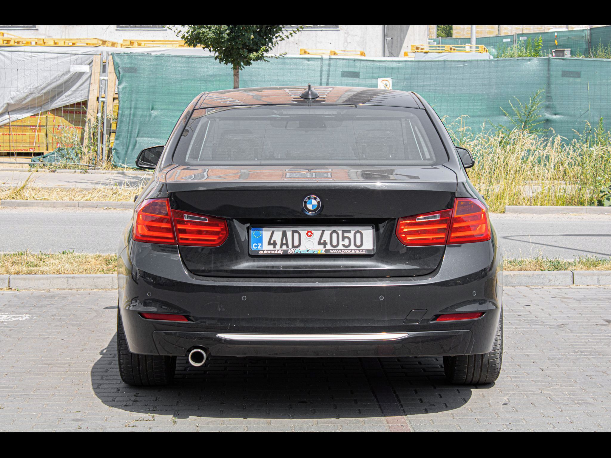 BMW Řada 3 - fotka 5