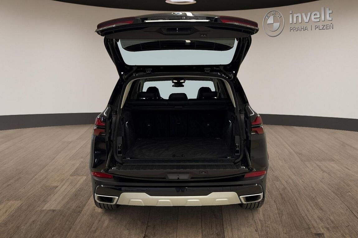 BMW X5, xDrive30d - fotka 5