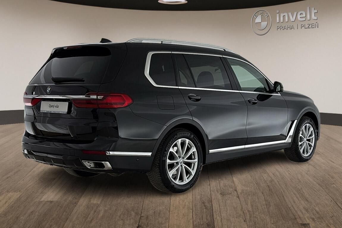 BMW X7, xDrive30d - fotka 3
