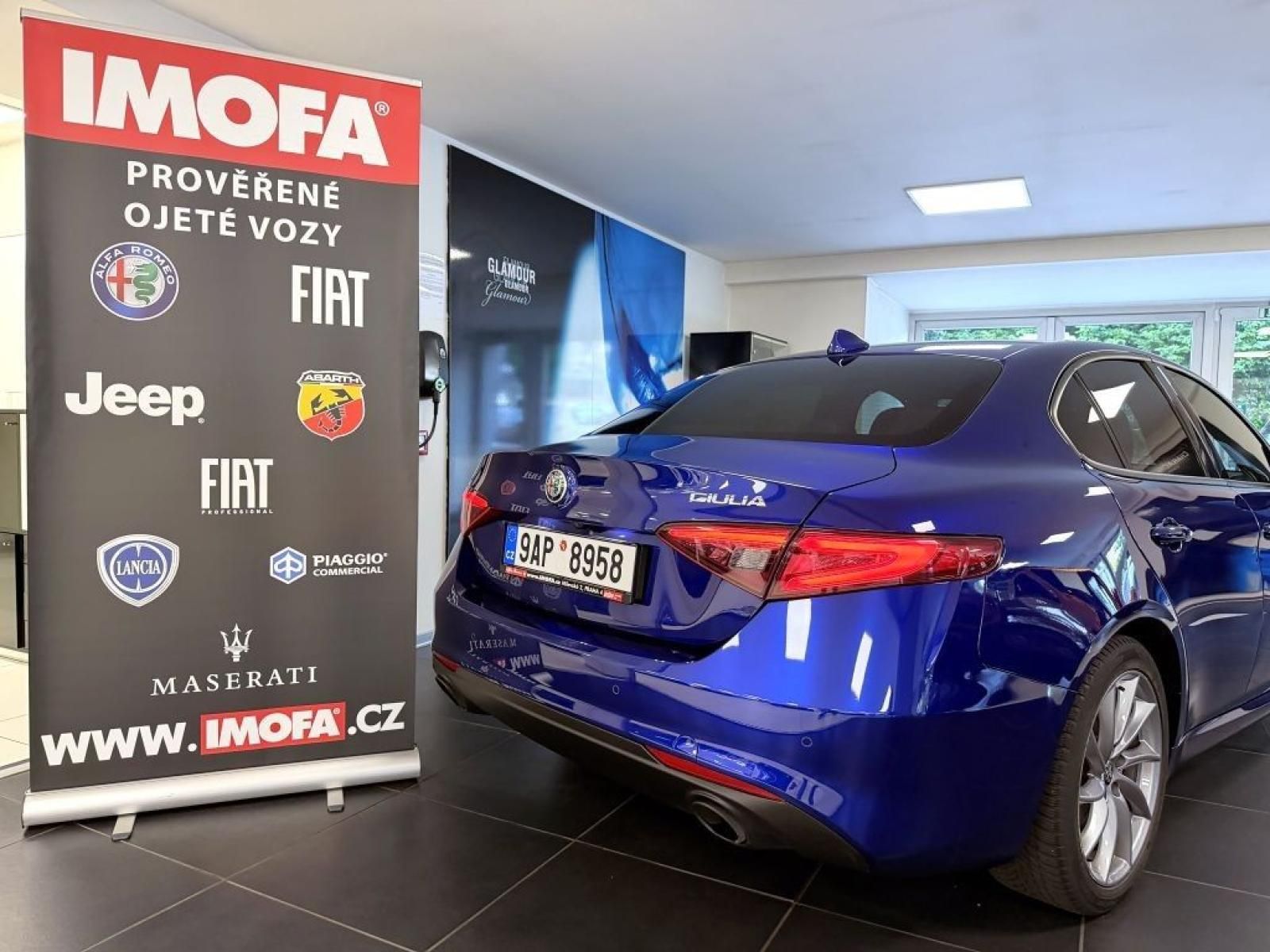 Alfa Romeo Giulia, 2.0T 200k AT8 ZF Sprint - fotka 5