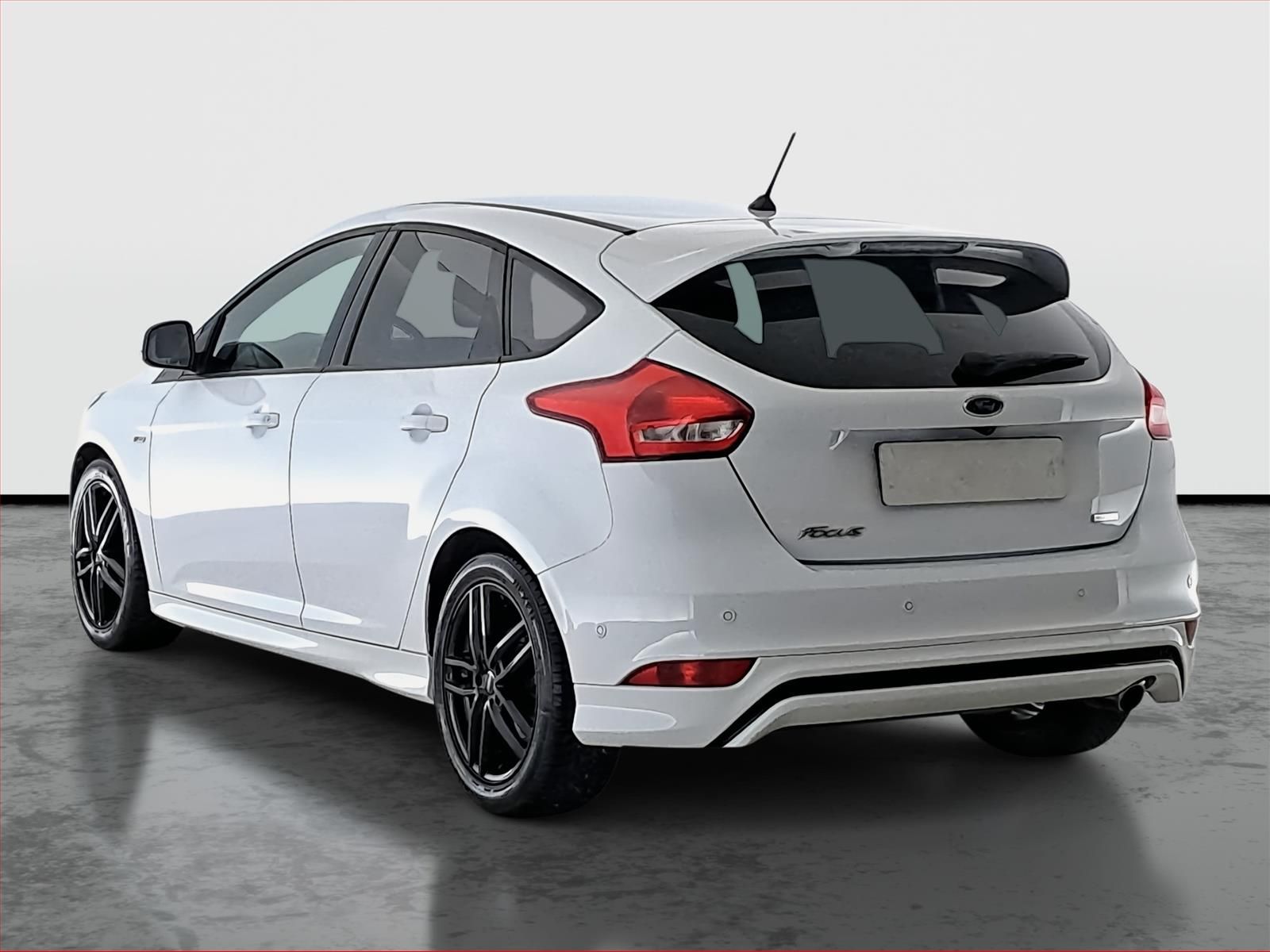 Ford Focus, 1.5 EcoBoost, Navi - fotka 4