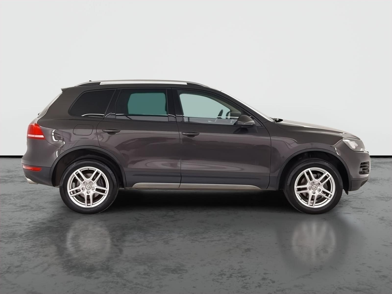 Volkswagen Touareg, 3.0 TDI, Exclusive, 4X4 - fotka 6