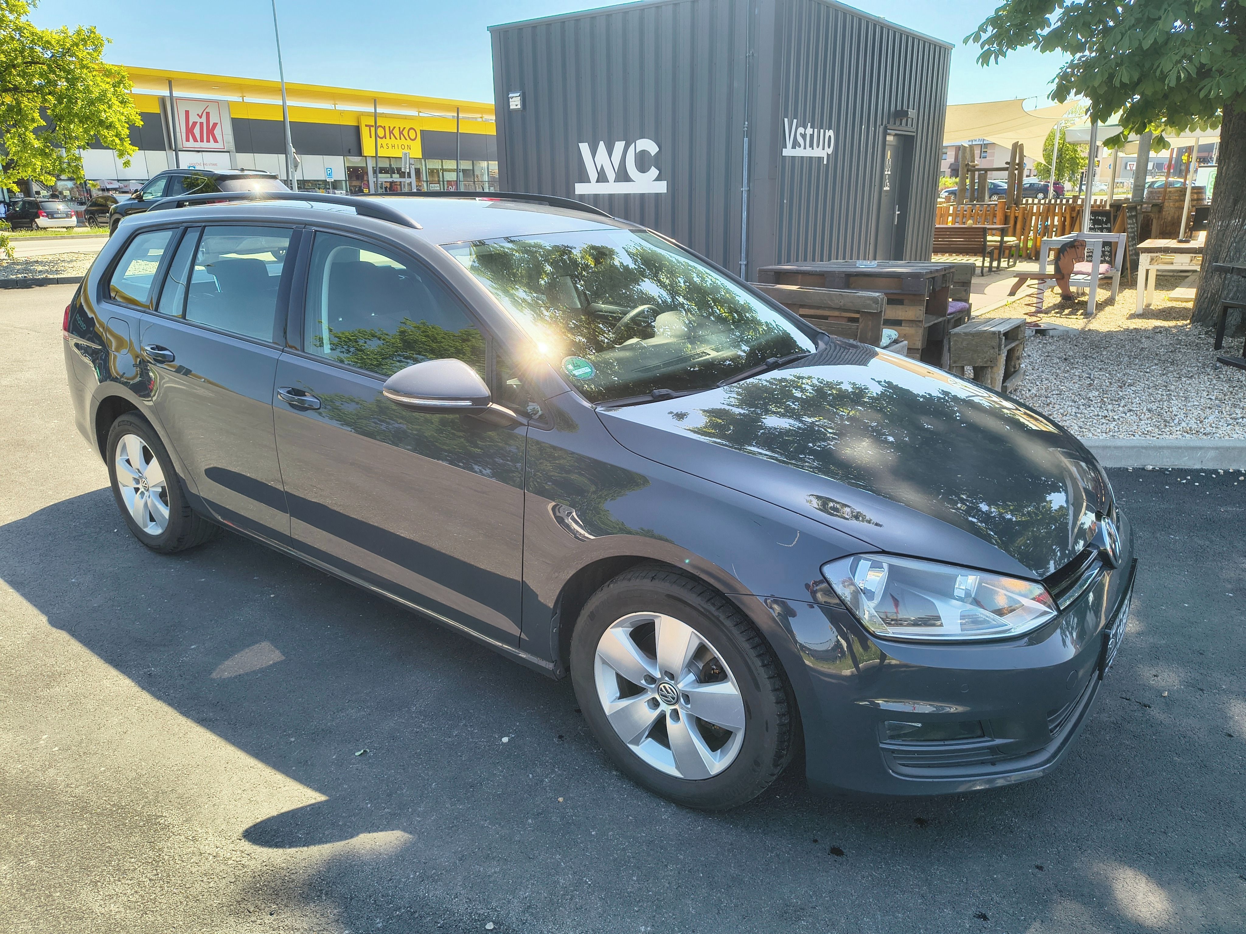 Volkswagen Golf, VII 1.6 TDI Trendline. - fotka 5