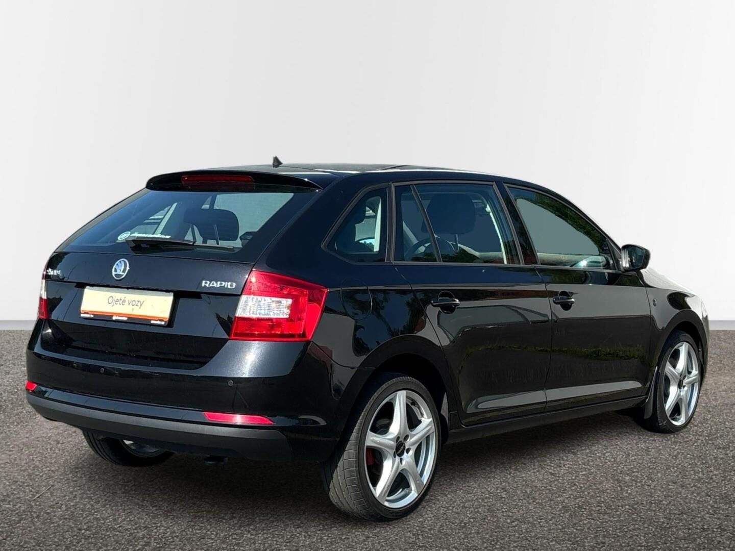 Škoda Rapid, 1.6 TDI / 66 kW AMBITION DSG - fotka 2