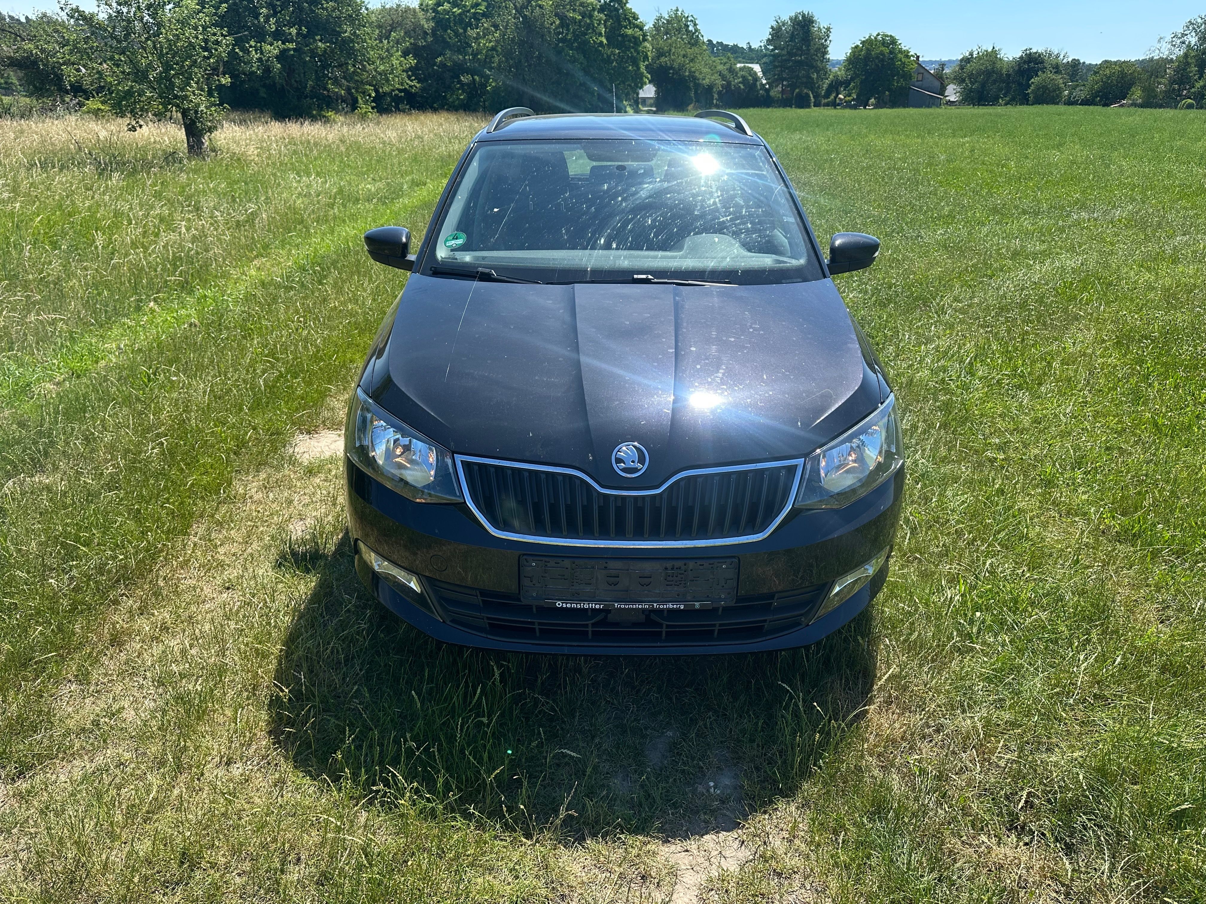 Škoda Fabia, 1.2TSI-81KW-6KVALT-ŘEMEN - fotka 2