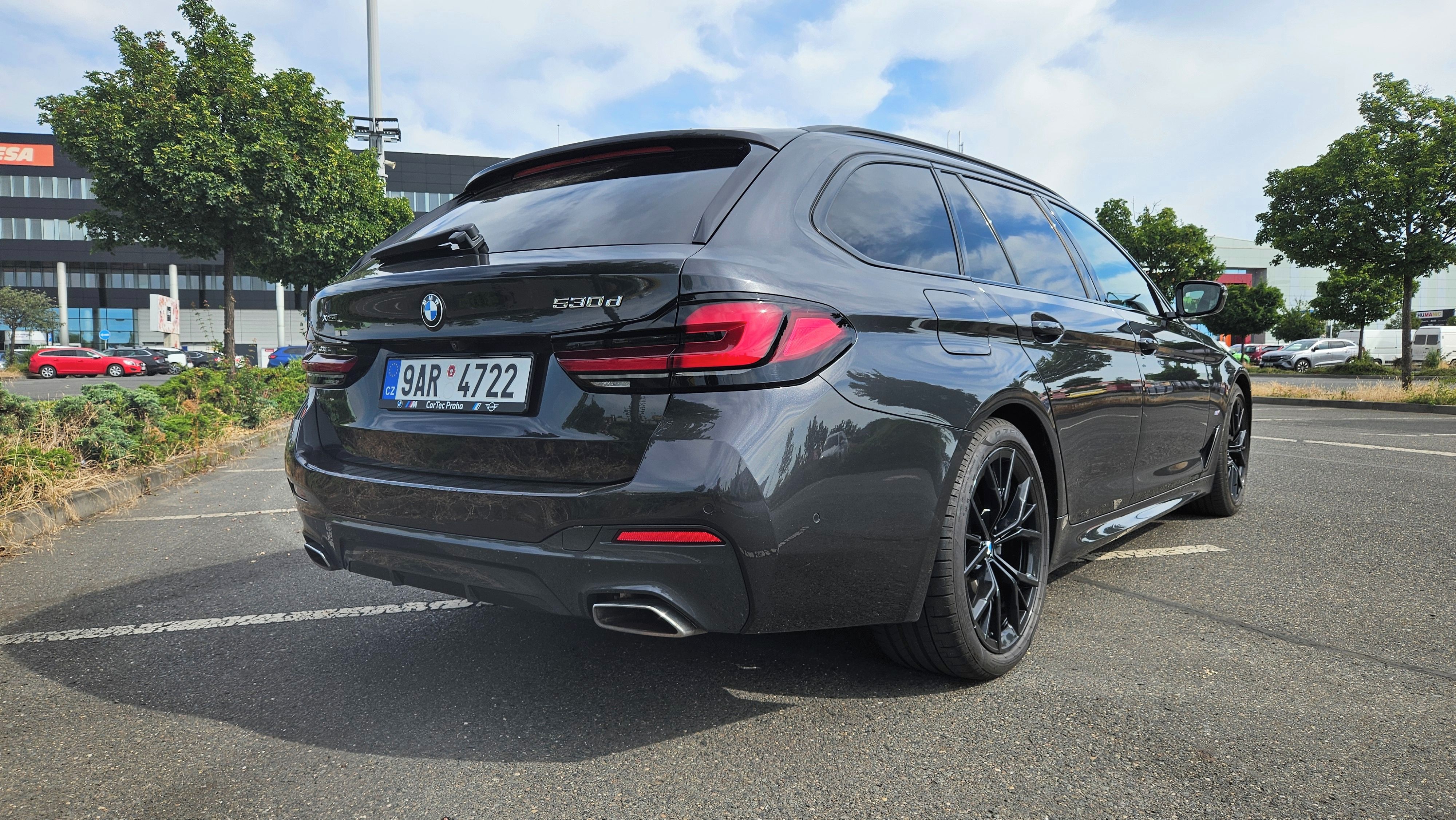 BMW Řada 5 - fotka 3