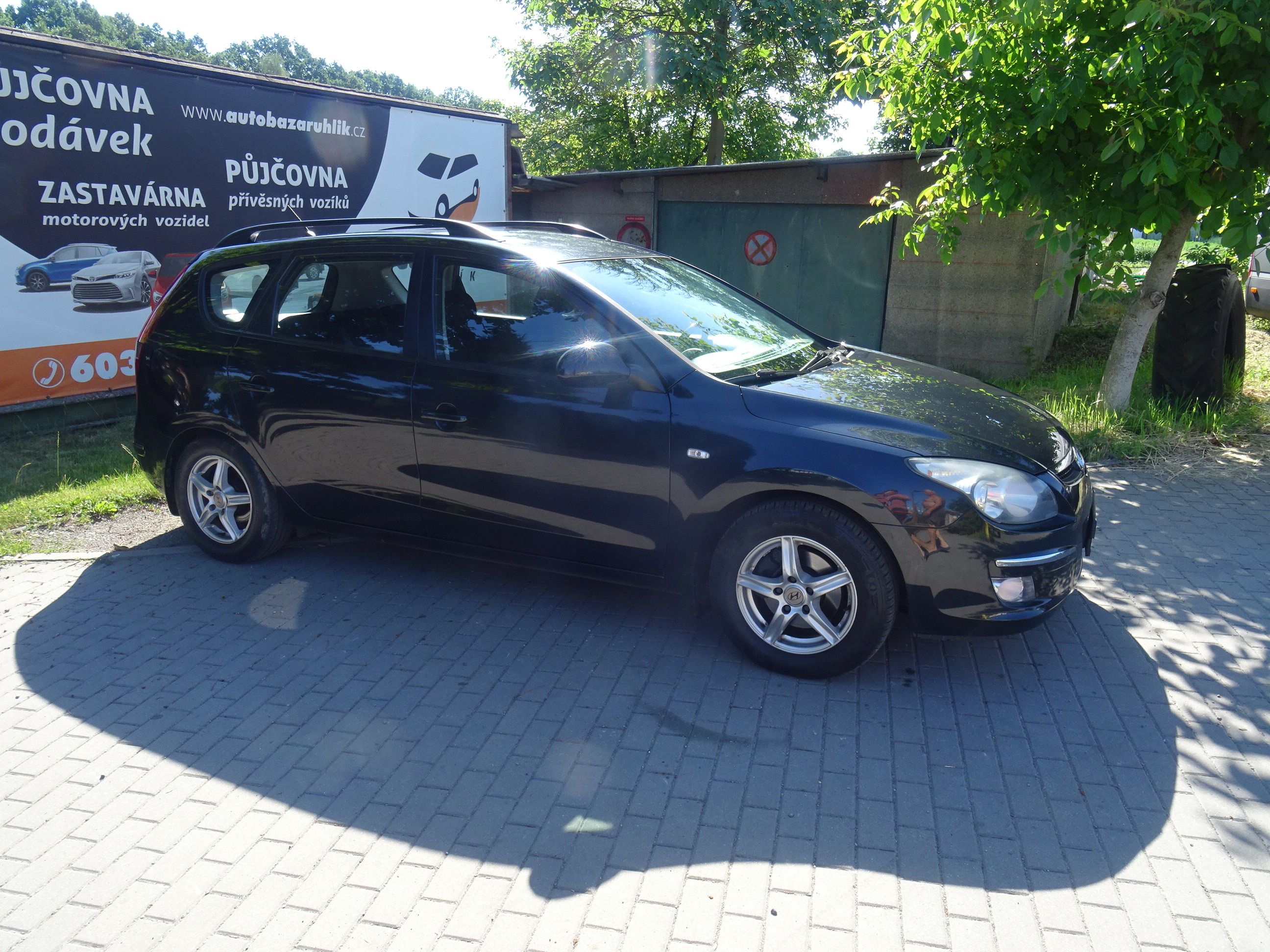 Hyundai i30, 1.6 CRDI 16V - fotka 3