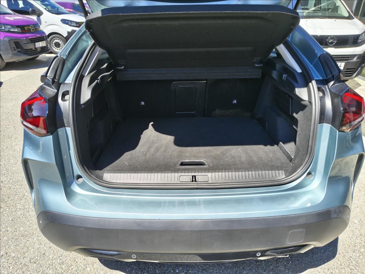 Citroën C4, 1,5   SHINE Pack - fotka 6
