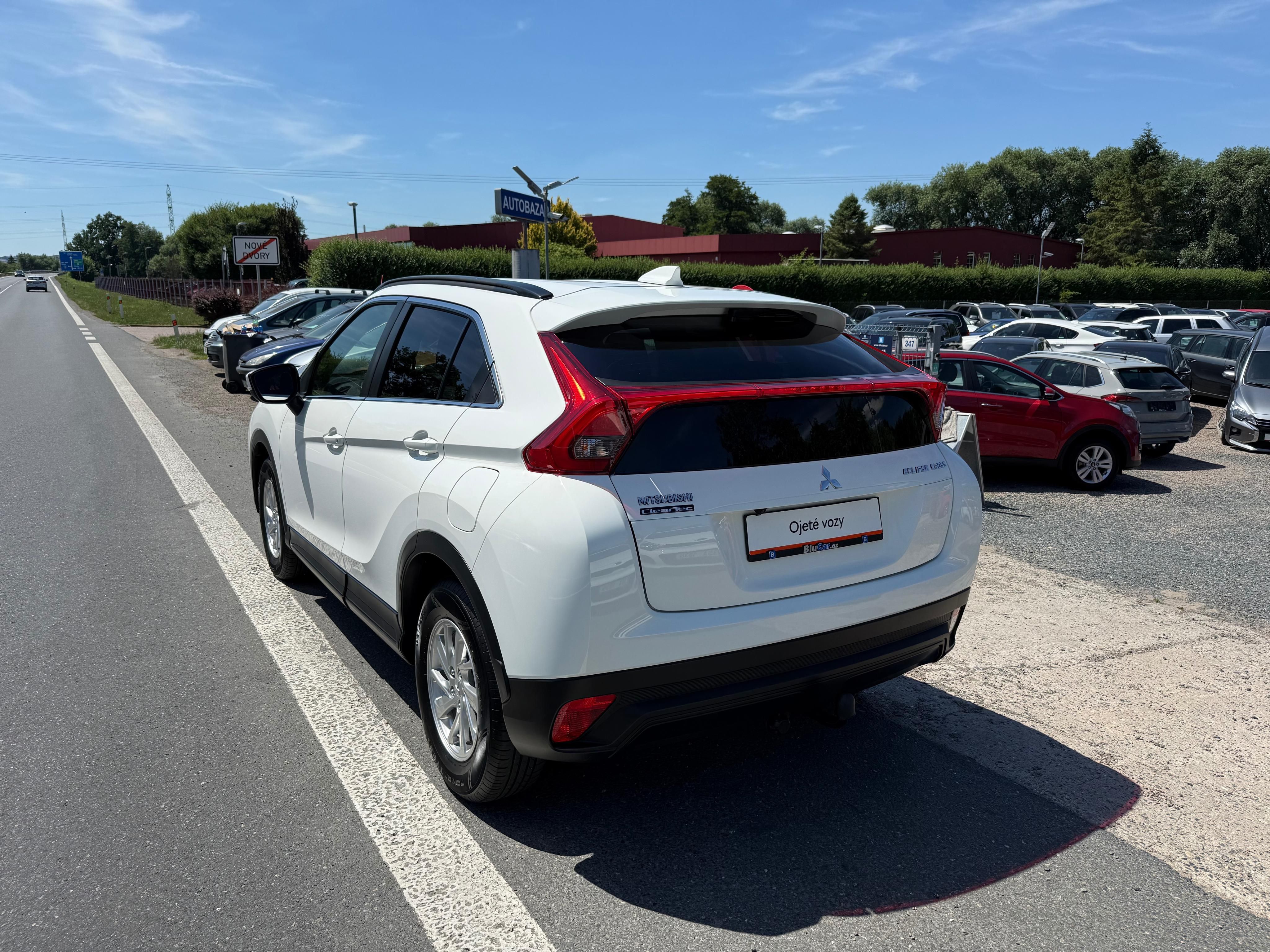 Mitsubishi Eclipse Cross, 1.5T-Mivec ČR DPH Tažné - fotka 3