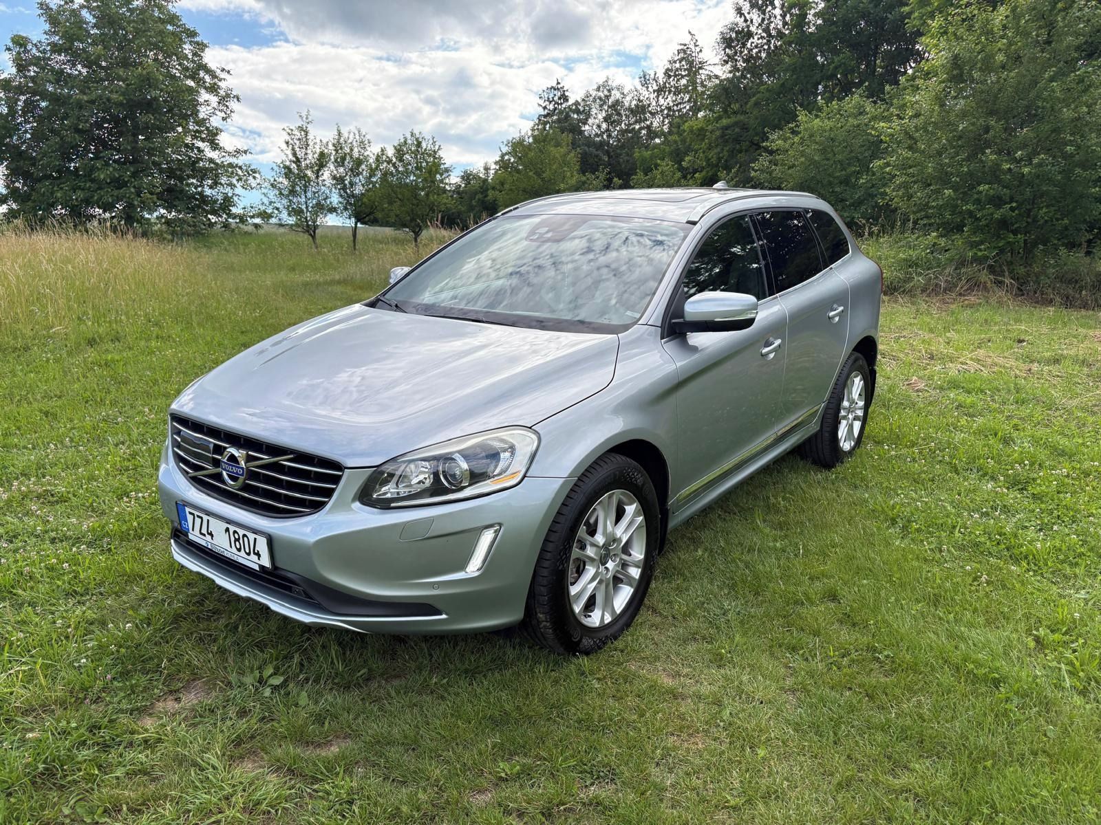 Volvo XC60, D4 nezávislé topení, 4x4