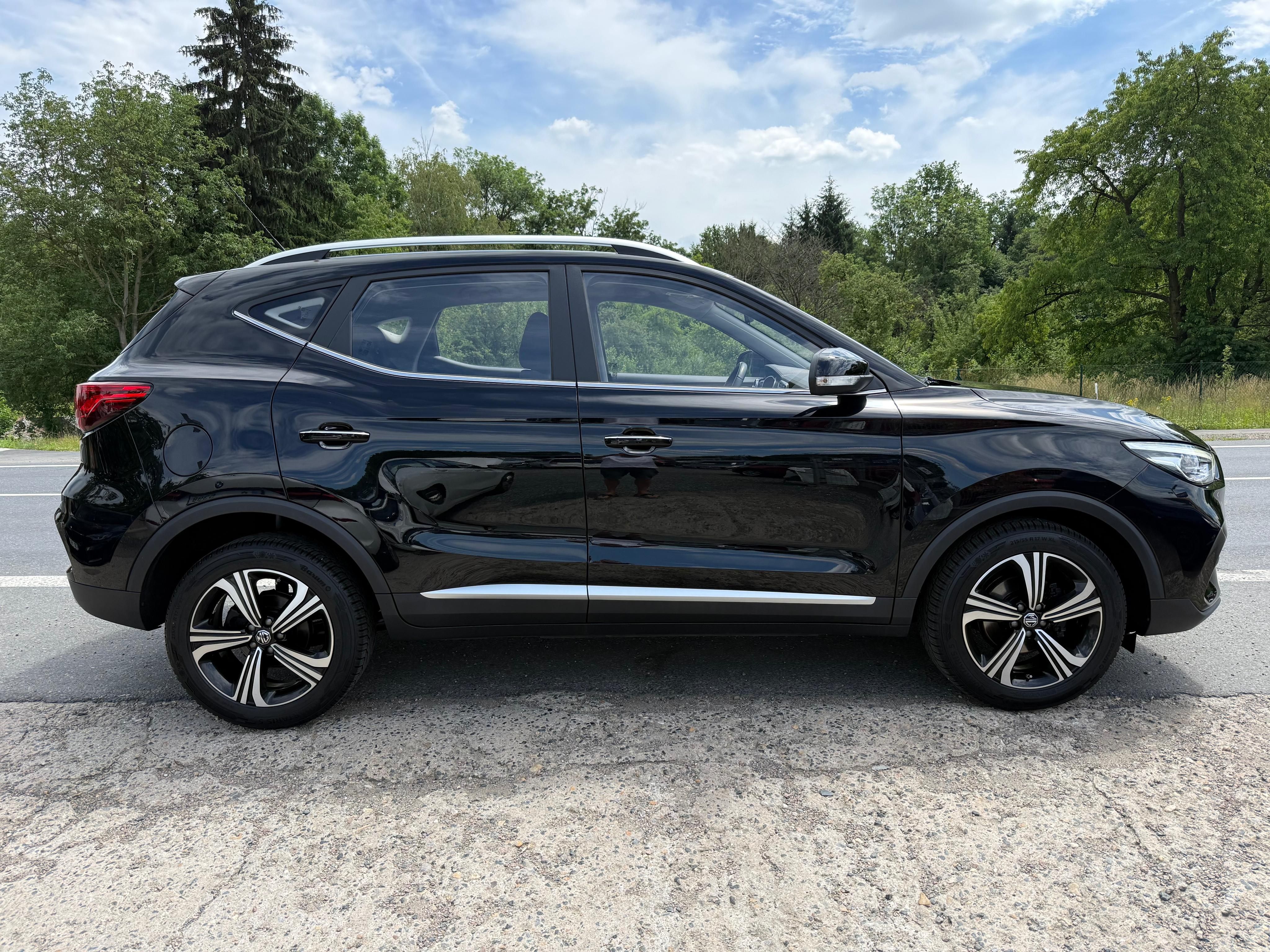 MG ZS, 1.5i MT Essential ČR Zadáno - fotka 5