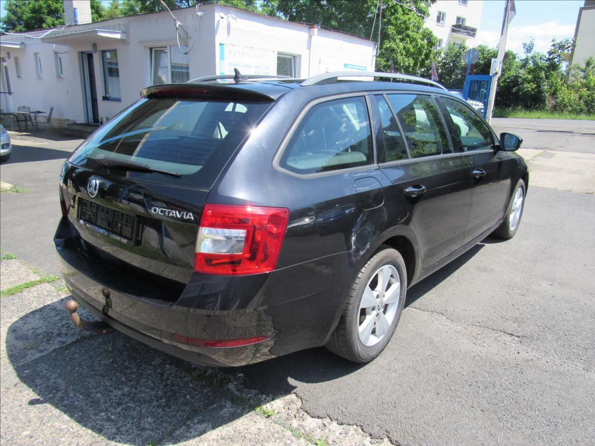 Škoda Octavia, 1,6 TDi 85kW Style - fotka 6