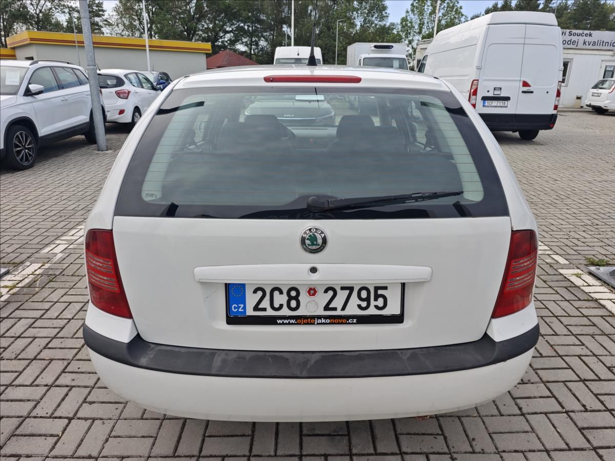 Škoda Octavia, 1,9 TDI 81kW  Combi Ambiente - fotka 5