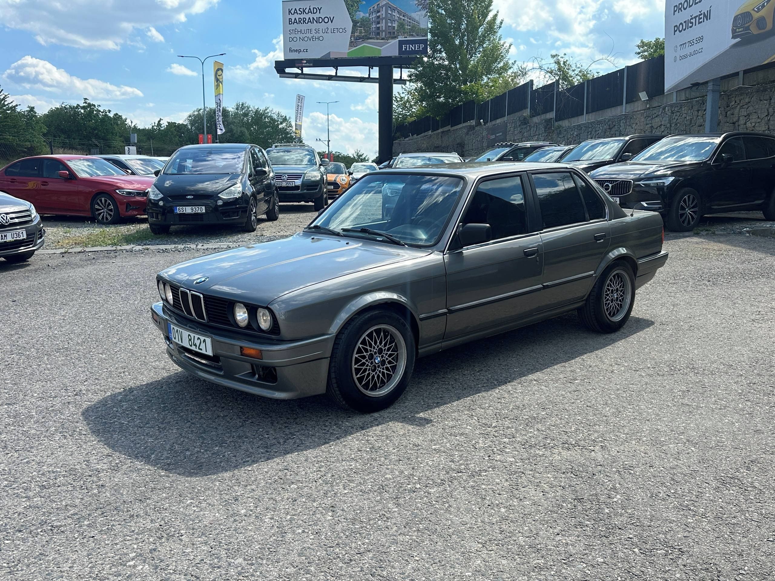BMW Řada 3, BMW 325D 1988 - fotka 3