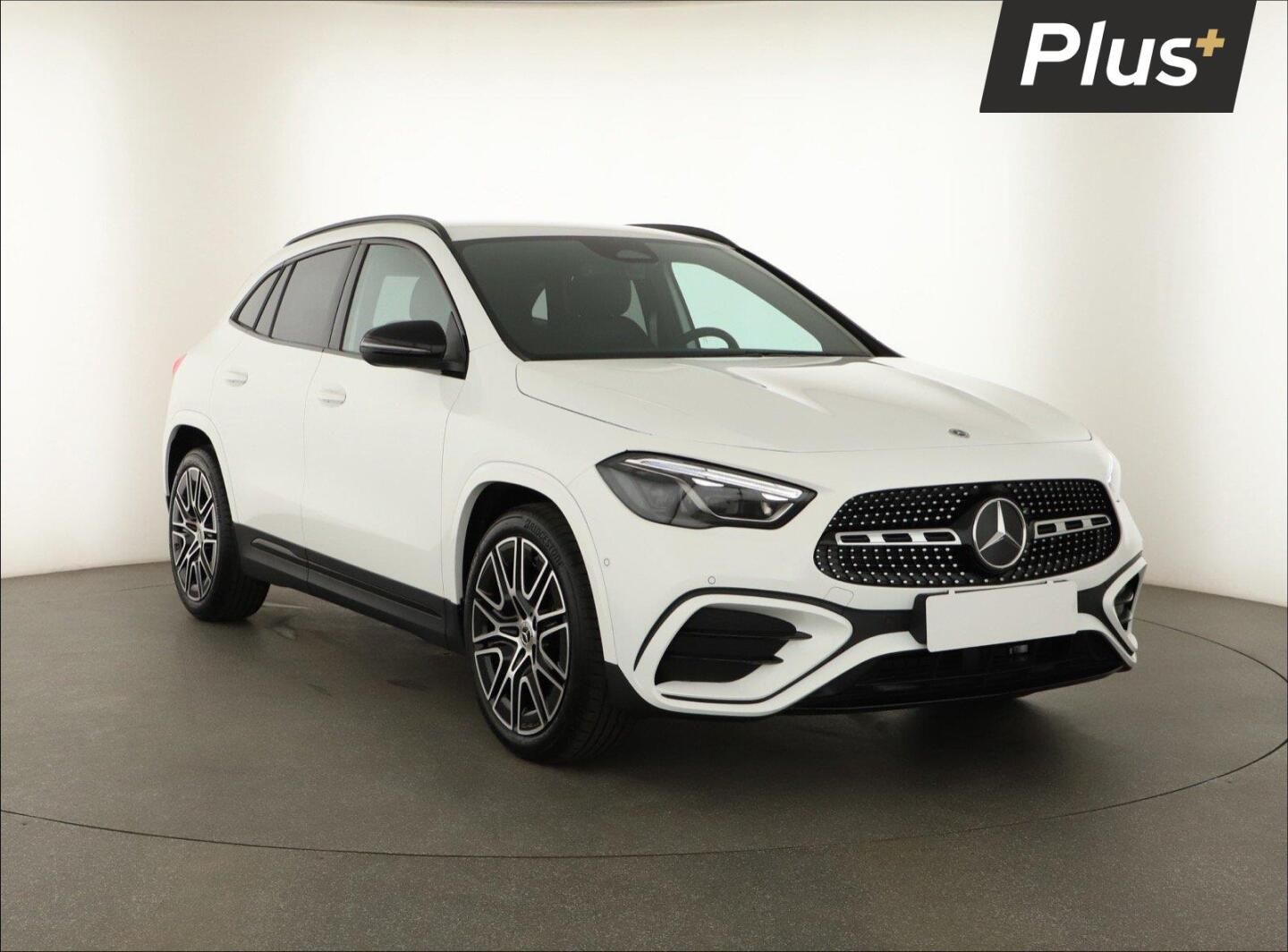 Mercedes-Benz GLA, 180, AMG Line, Navigace