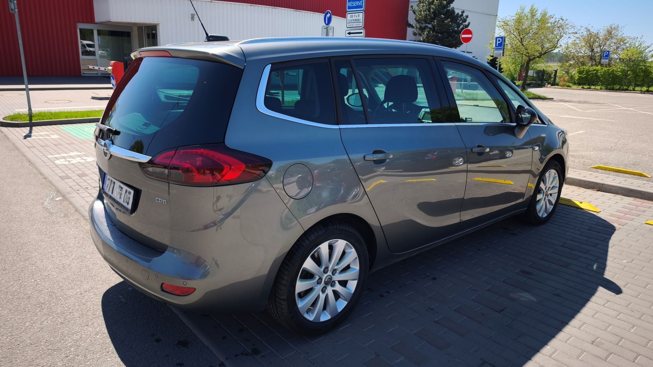 Opel Zafira, Opel Zafira 2.0 CDTI 125kW - fotka 3