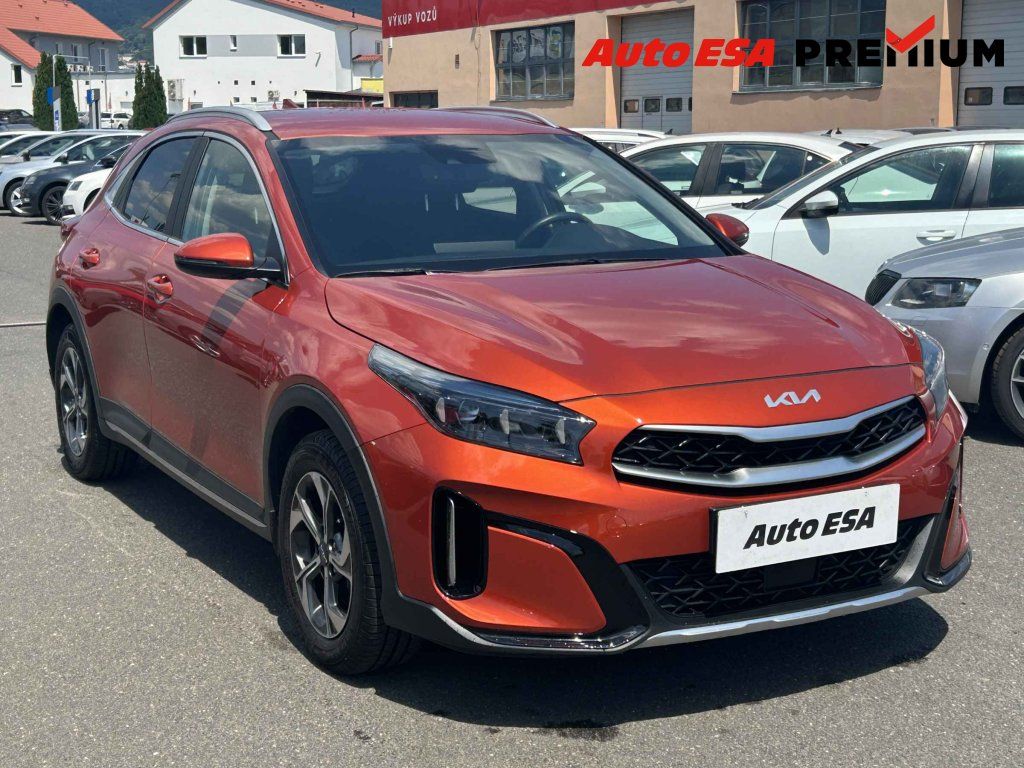 Kia XCee´d, 1.5i,servis.kniha,AT