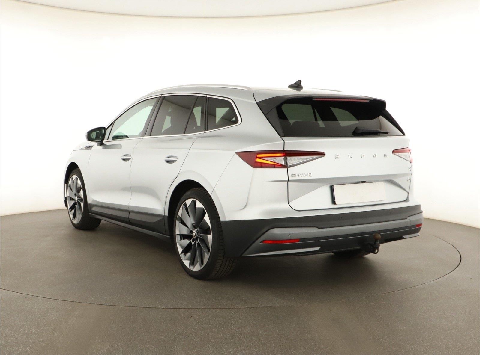 Škoda Enyaq iV, 60 (62 kWh), SoH 93%, Automat - fotka 4
