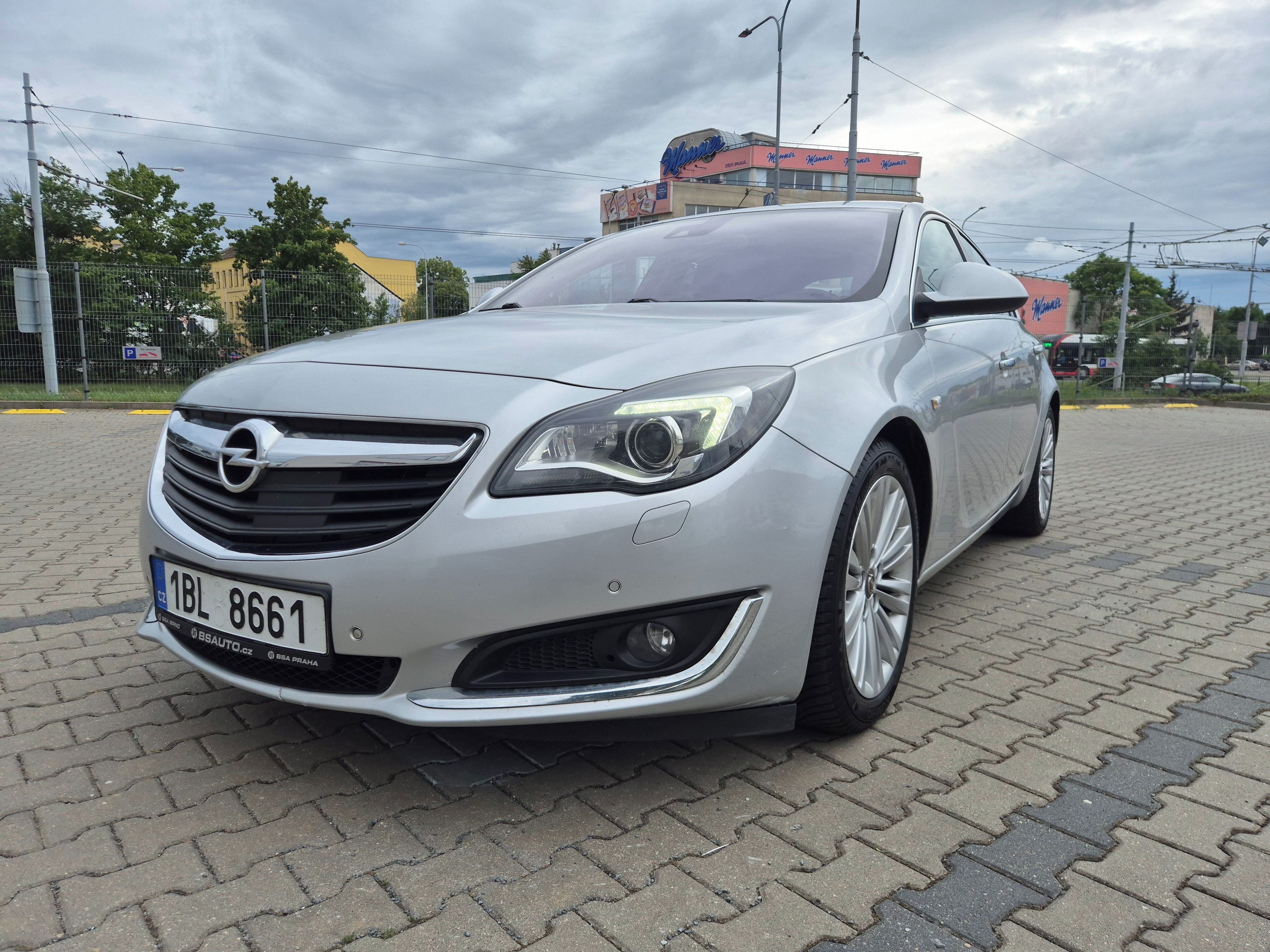 Opel Insignia, 2.0CDTi125kw,serviska,bezklíč - fotka 4