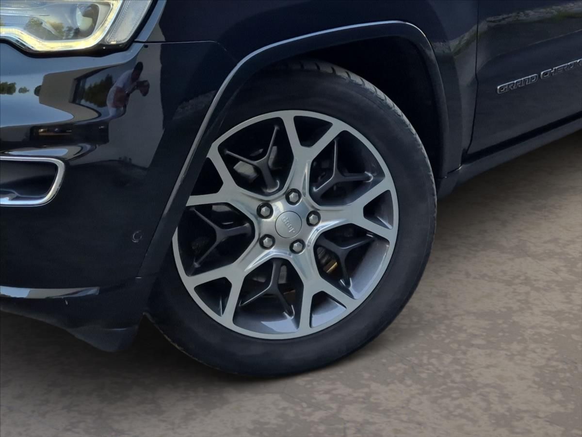 Jeep Grand Cherokee, 3,0 CRD Overland 4X4 DPH - fotka 6