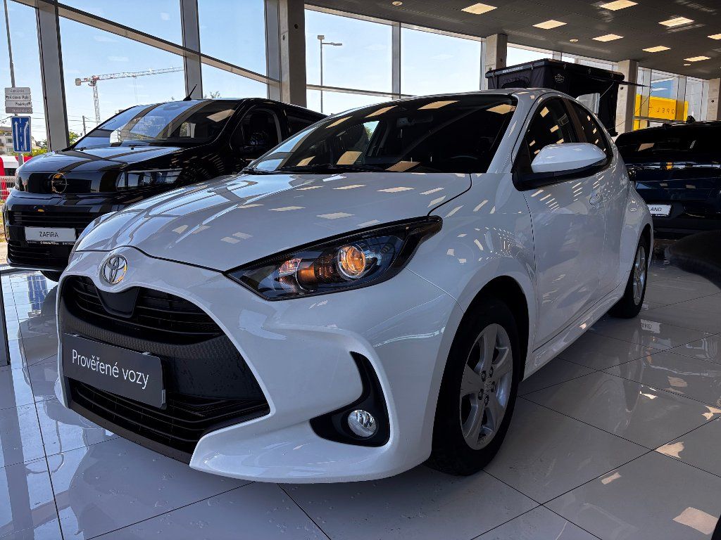 Toyota Yaris, 1.5HEV 68kW 2024