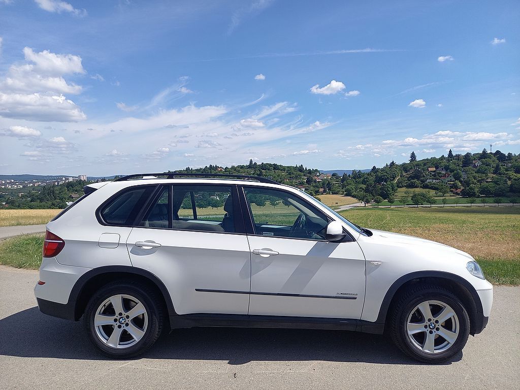 BMW X5, 3.0D x-DRIVE 180kW-Automat - fotka 6