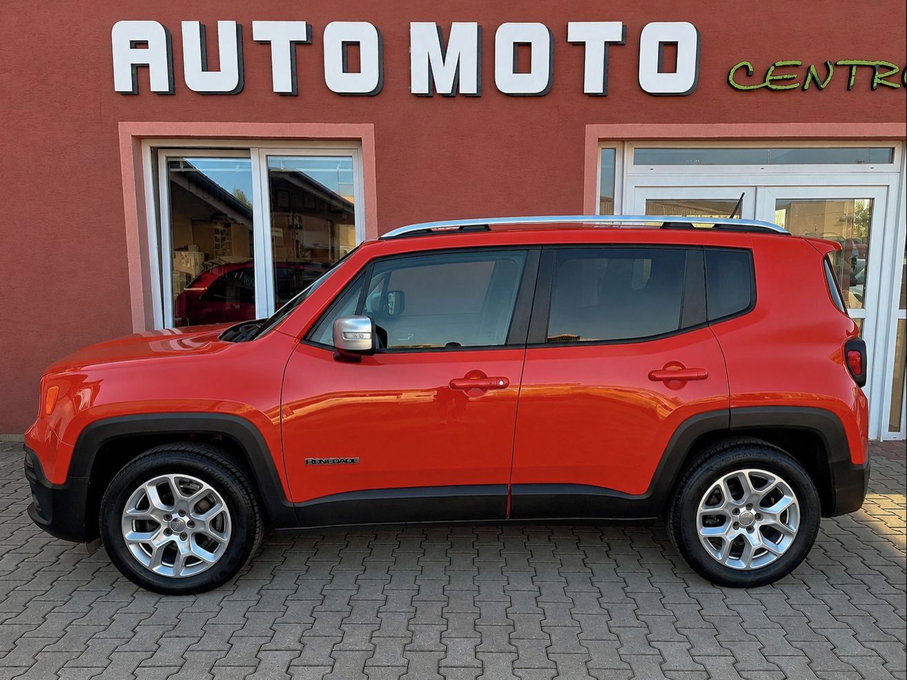Jeep Renegade, 1.4 MultiAir 103kw Limited - fotka 2