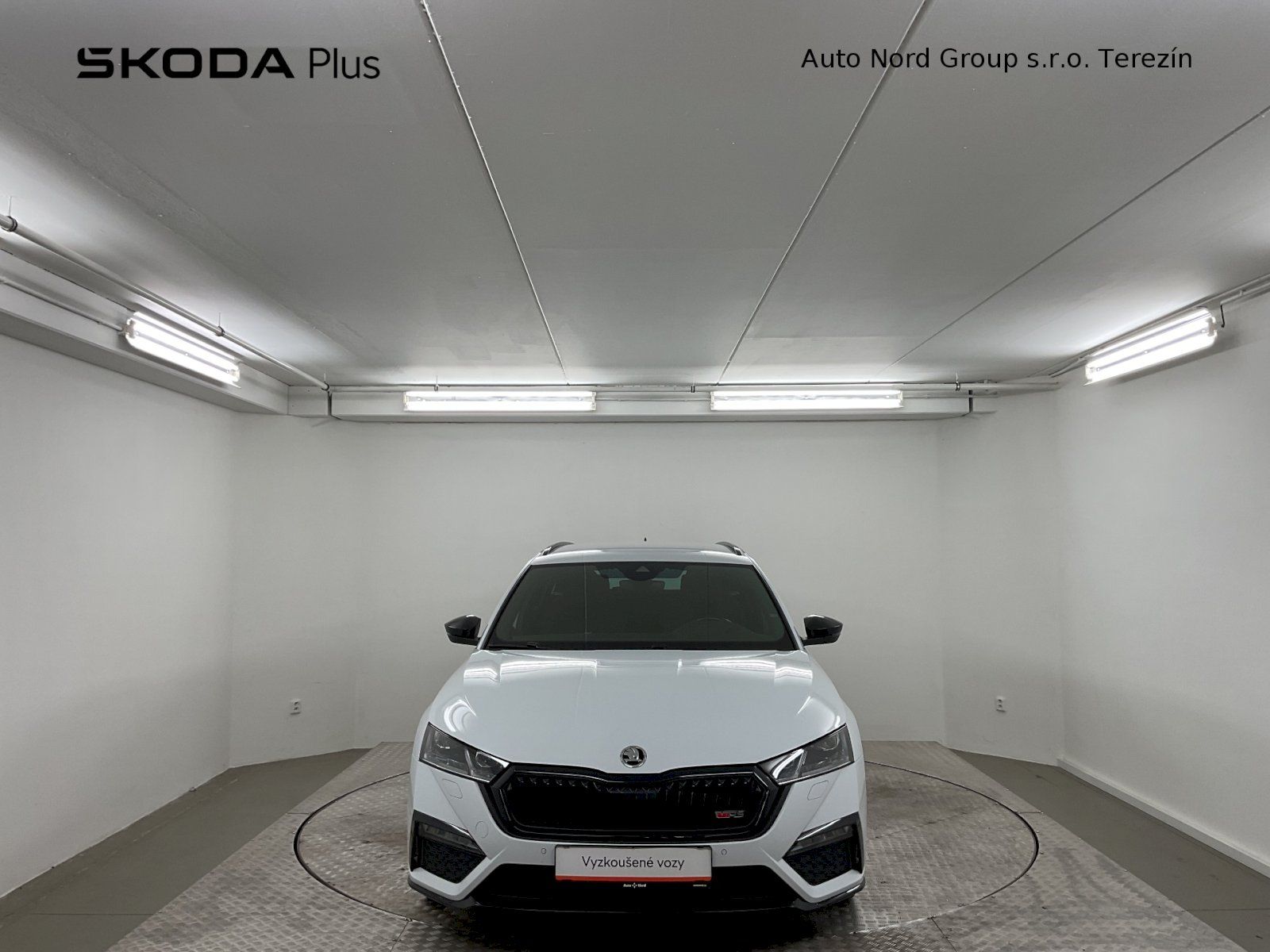 Škoda Octavia, Combi RS 2,0 TSI 180 kW  7 Aut - fotka 4